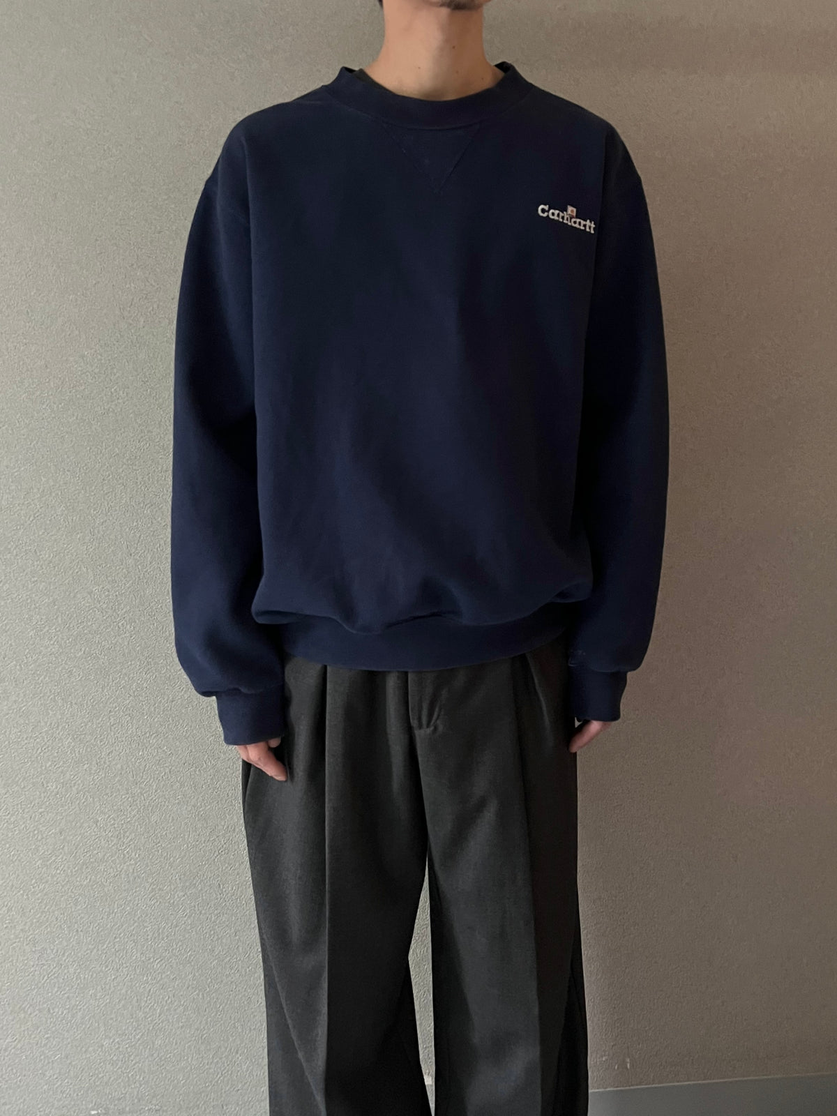 00's carhartt sweater