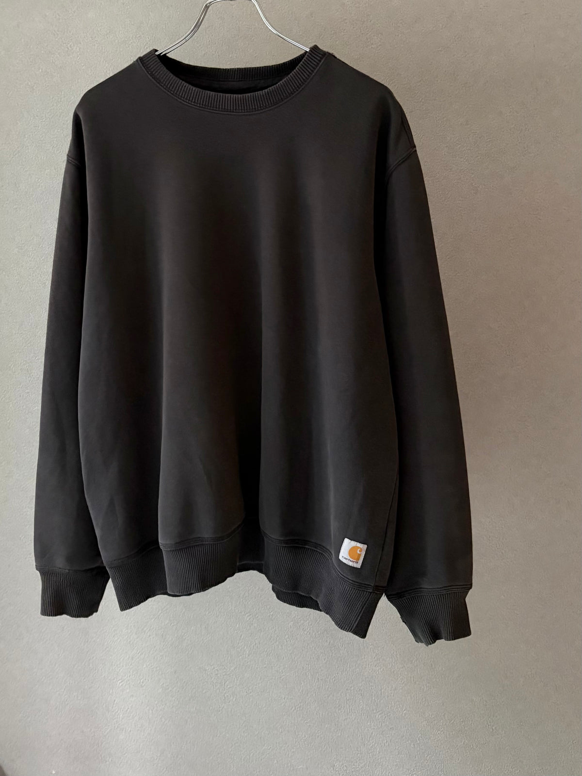 00's carhartt sweater