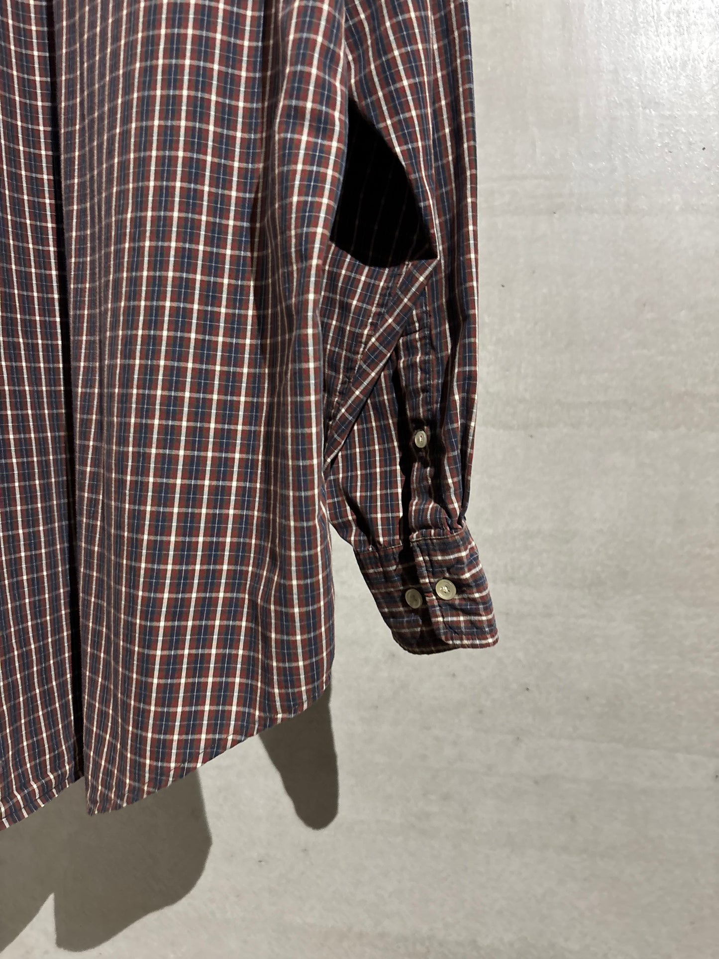 00's GAP BD shirt