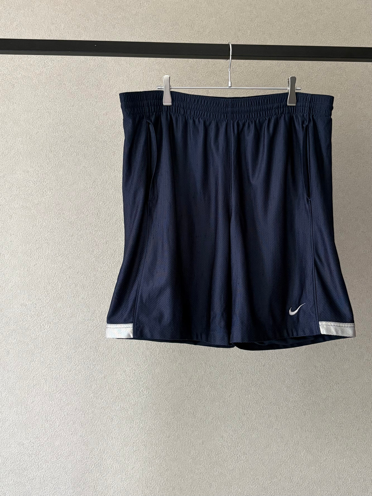 00's NIKE basketball shorts