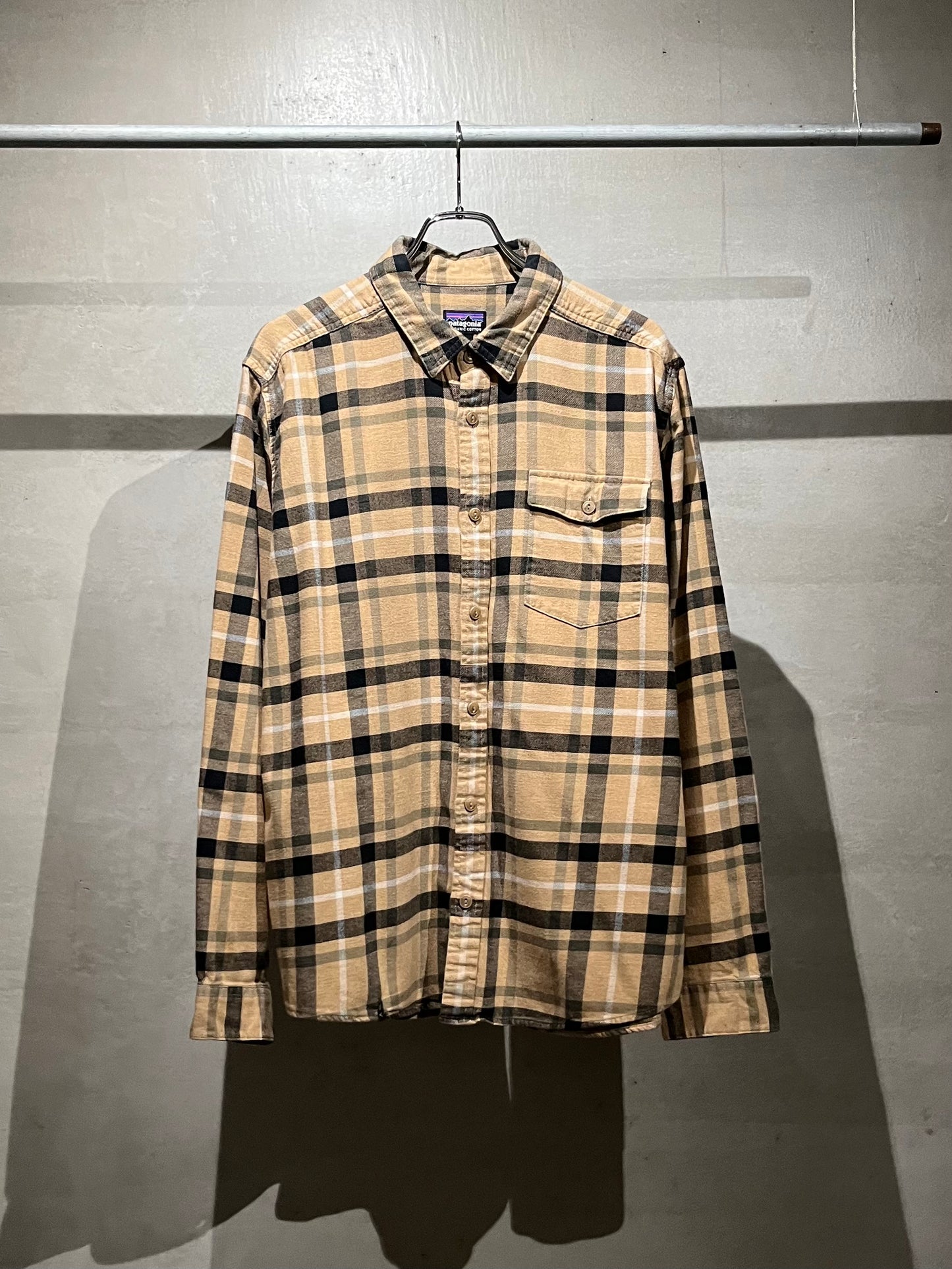 00's patagonia flannel shirt