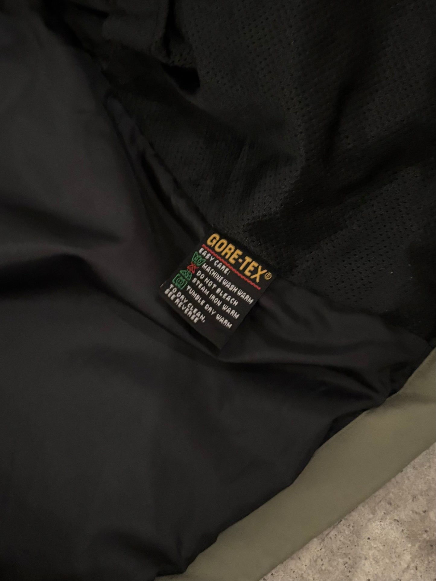 90's Cabela's GORE-TEX nylon jacket