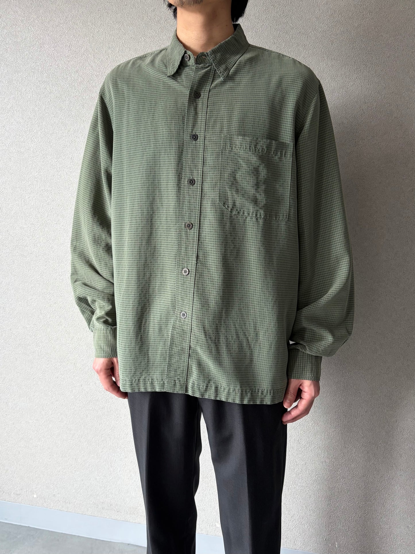 00's ROYAL ROBBINS rayon shirt