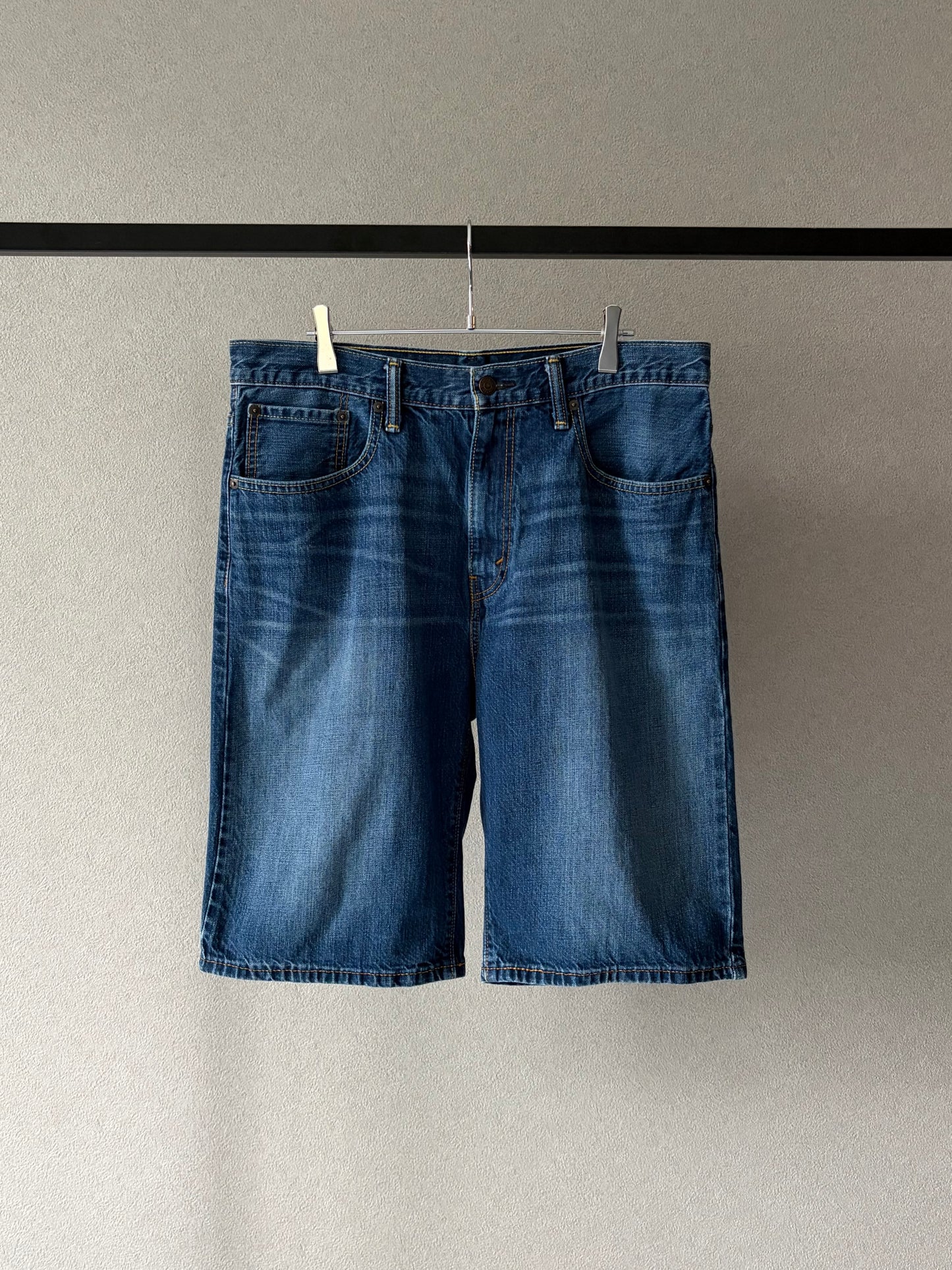 00's Levi's 569 denim shorts