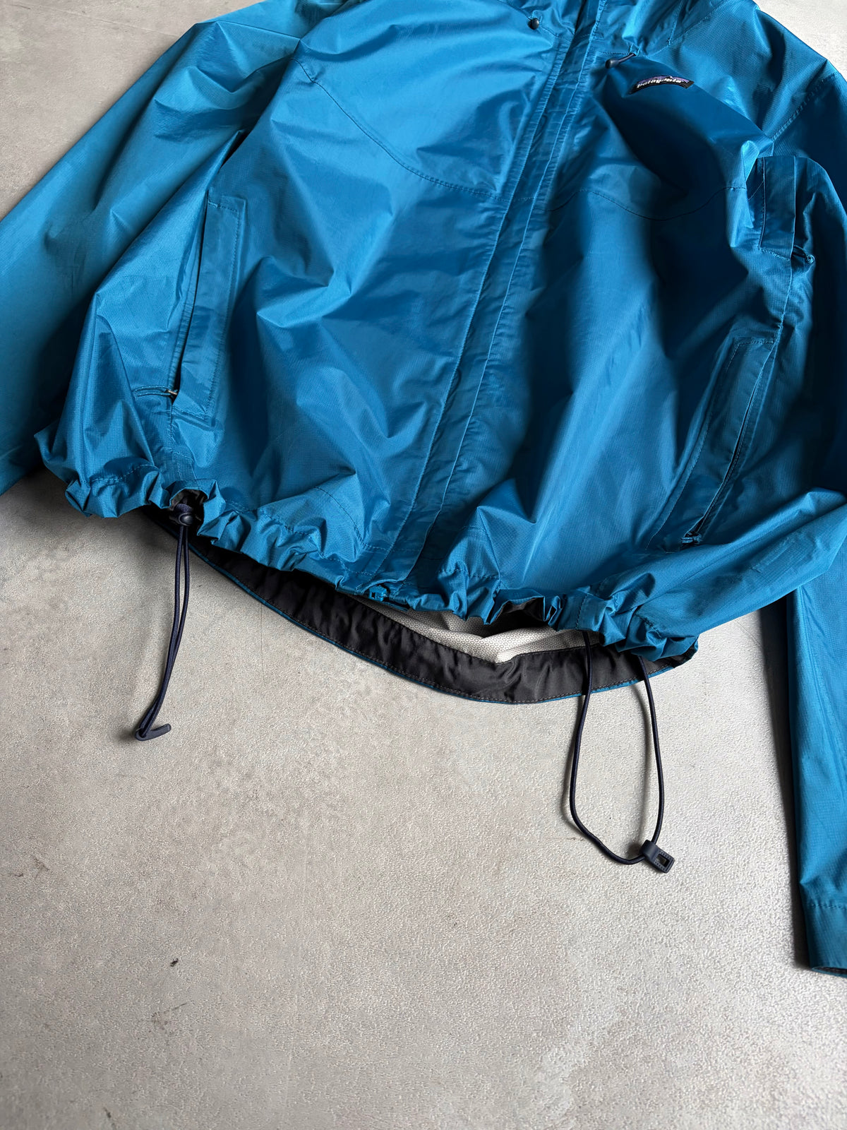 00's patagonia nylon jacket