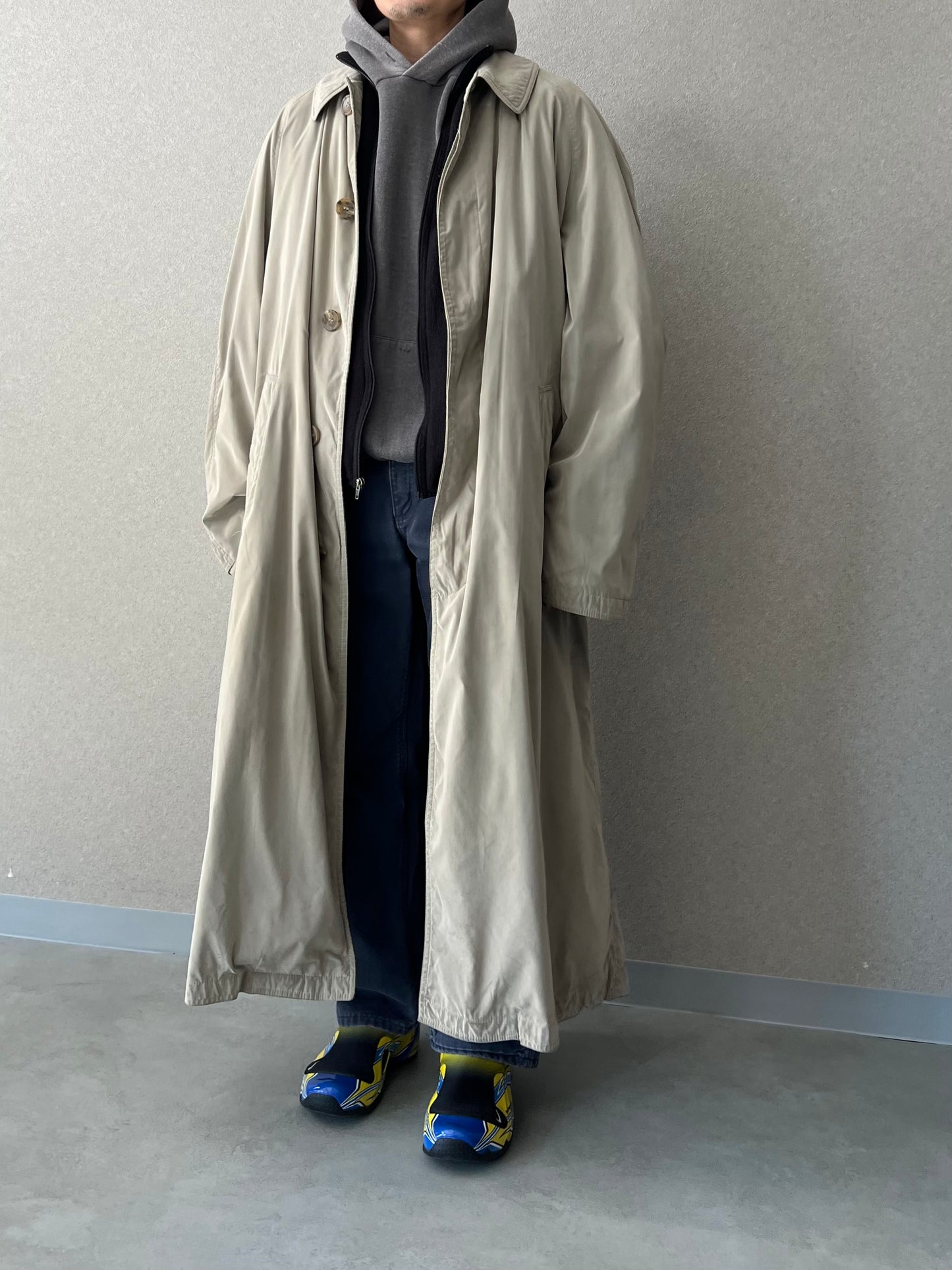 90's HUGO BOSS balmacaan coat