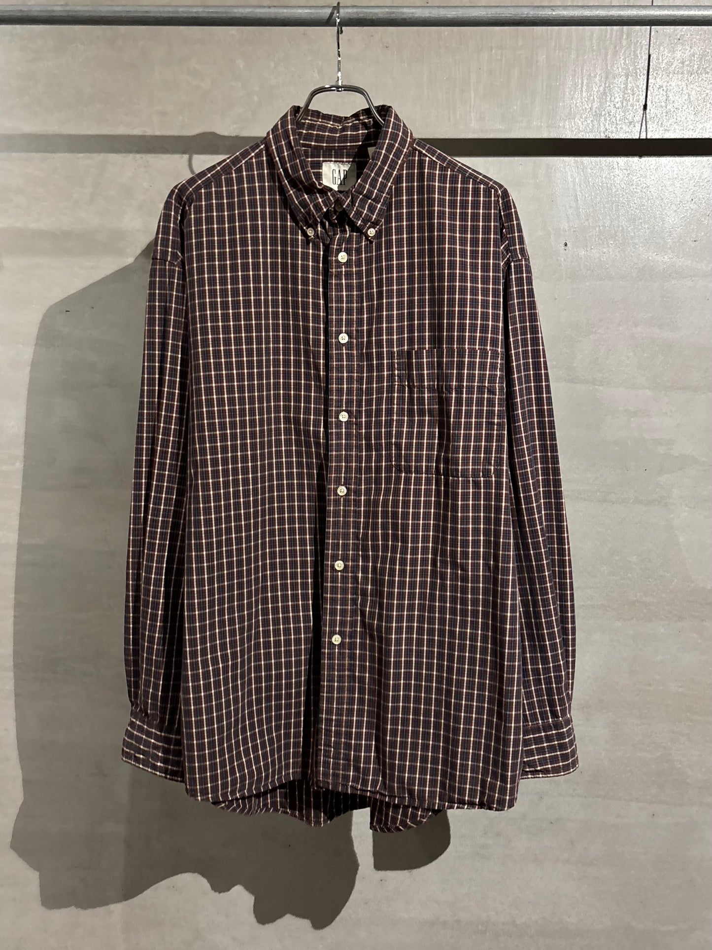 00's GAP BD shirt