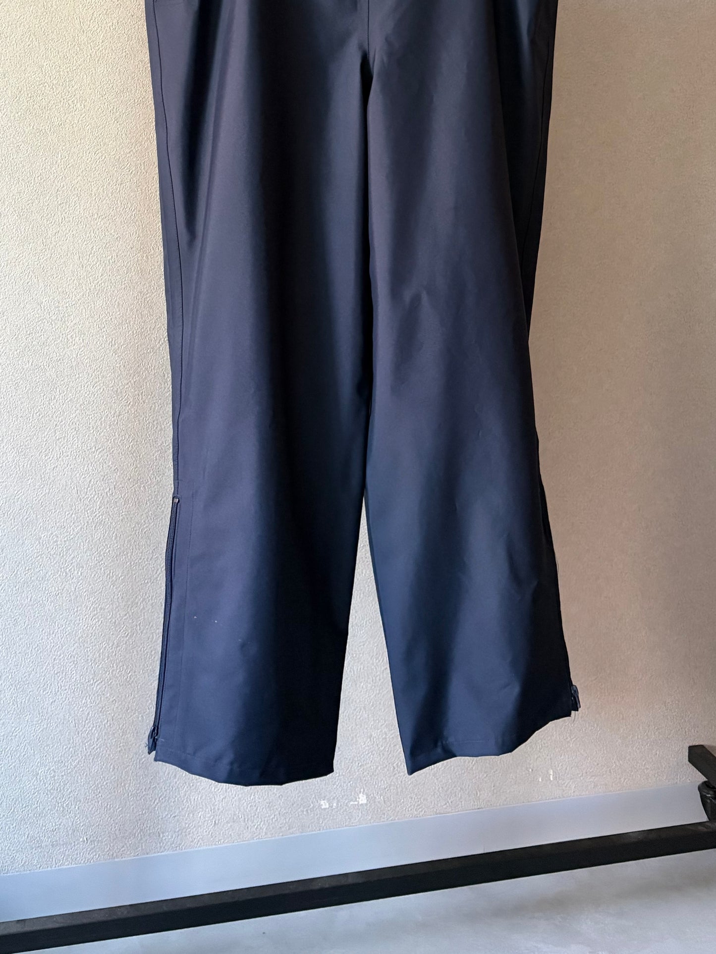 00's Royal Mail nylon pants