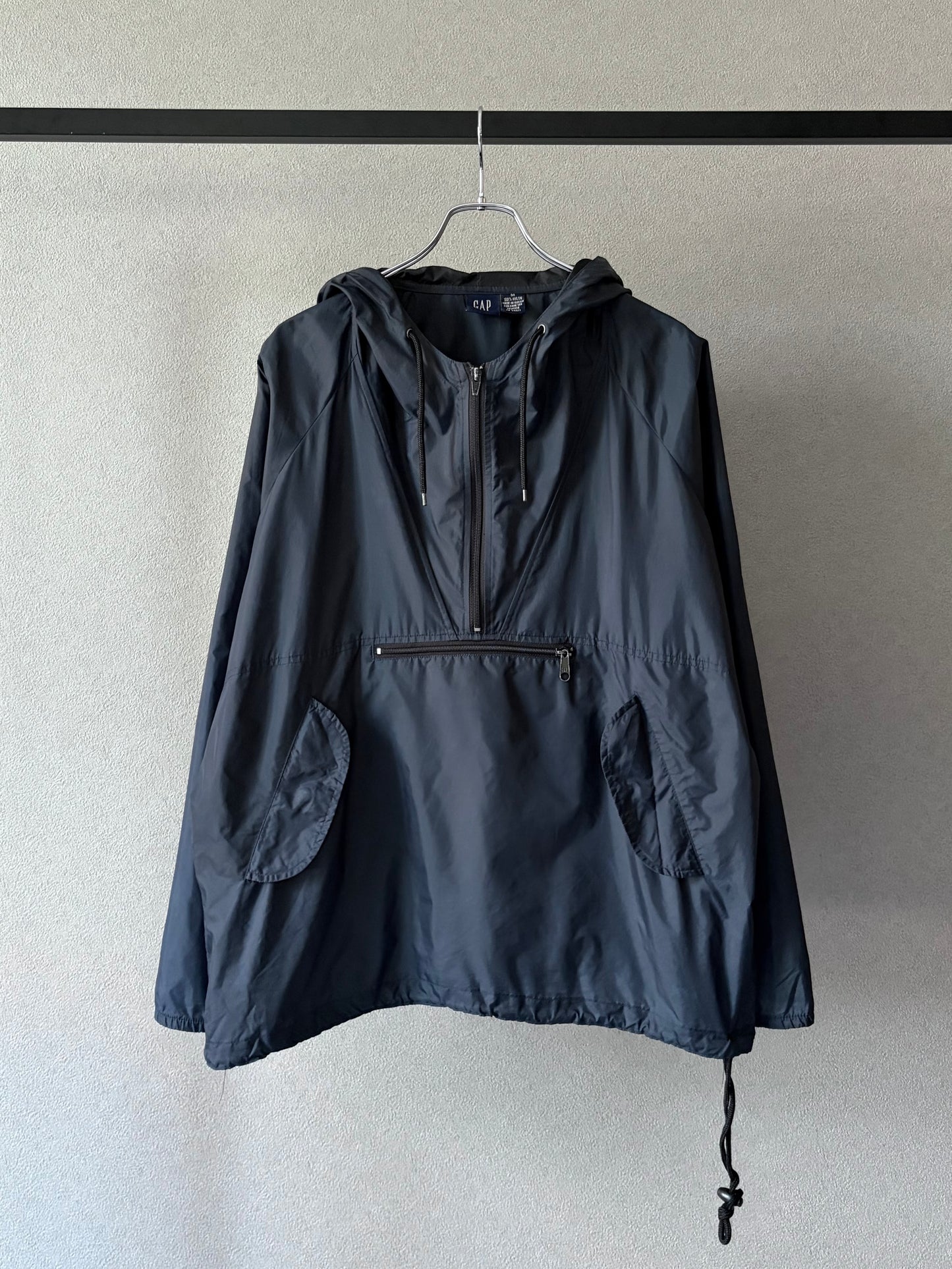 00's GAP nylon anorak “Made in RUSSIA”