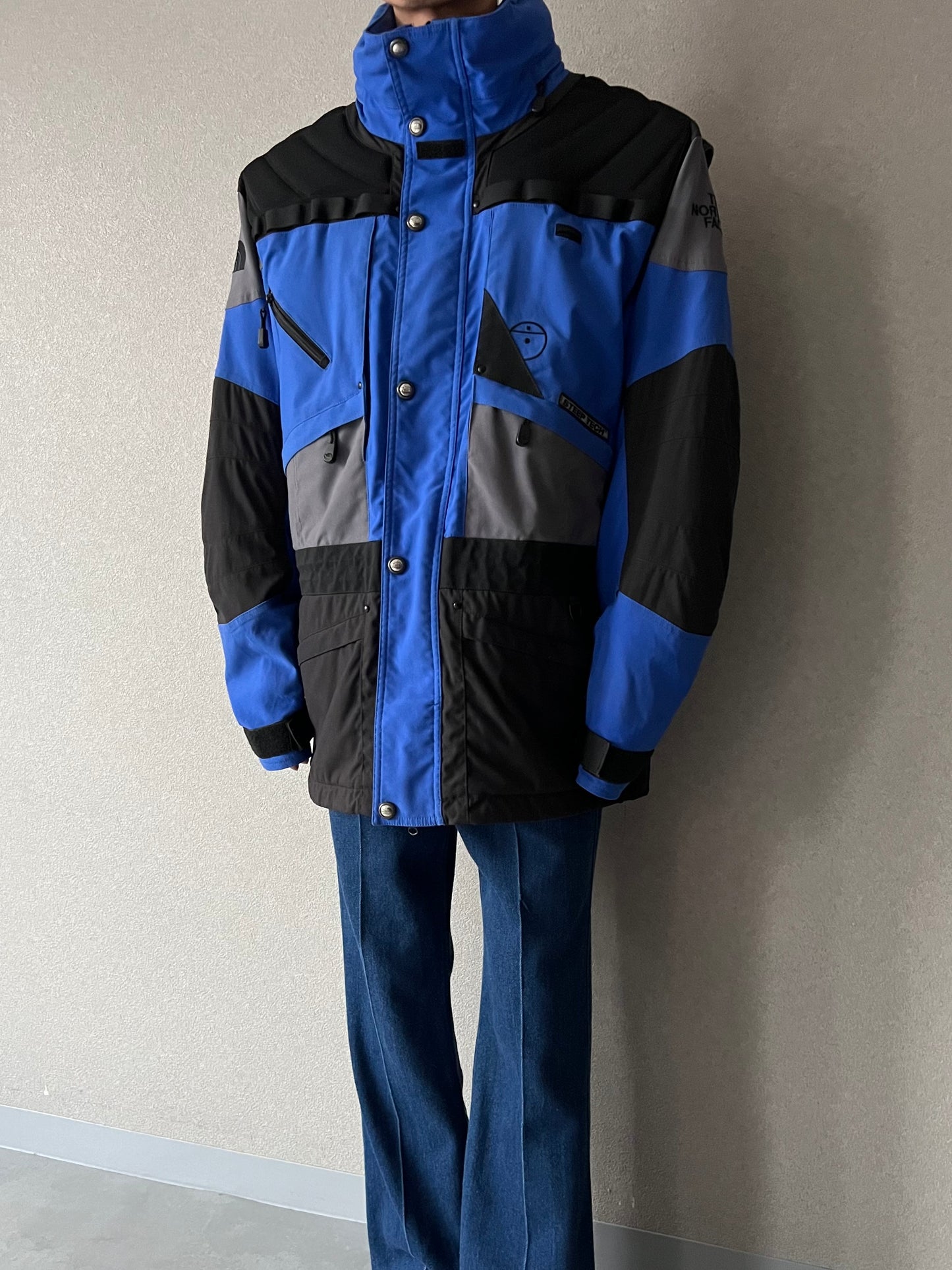 90's THE NORTH FACE nylon jacket "STEEP TECH"