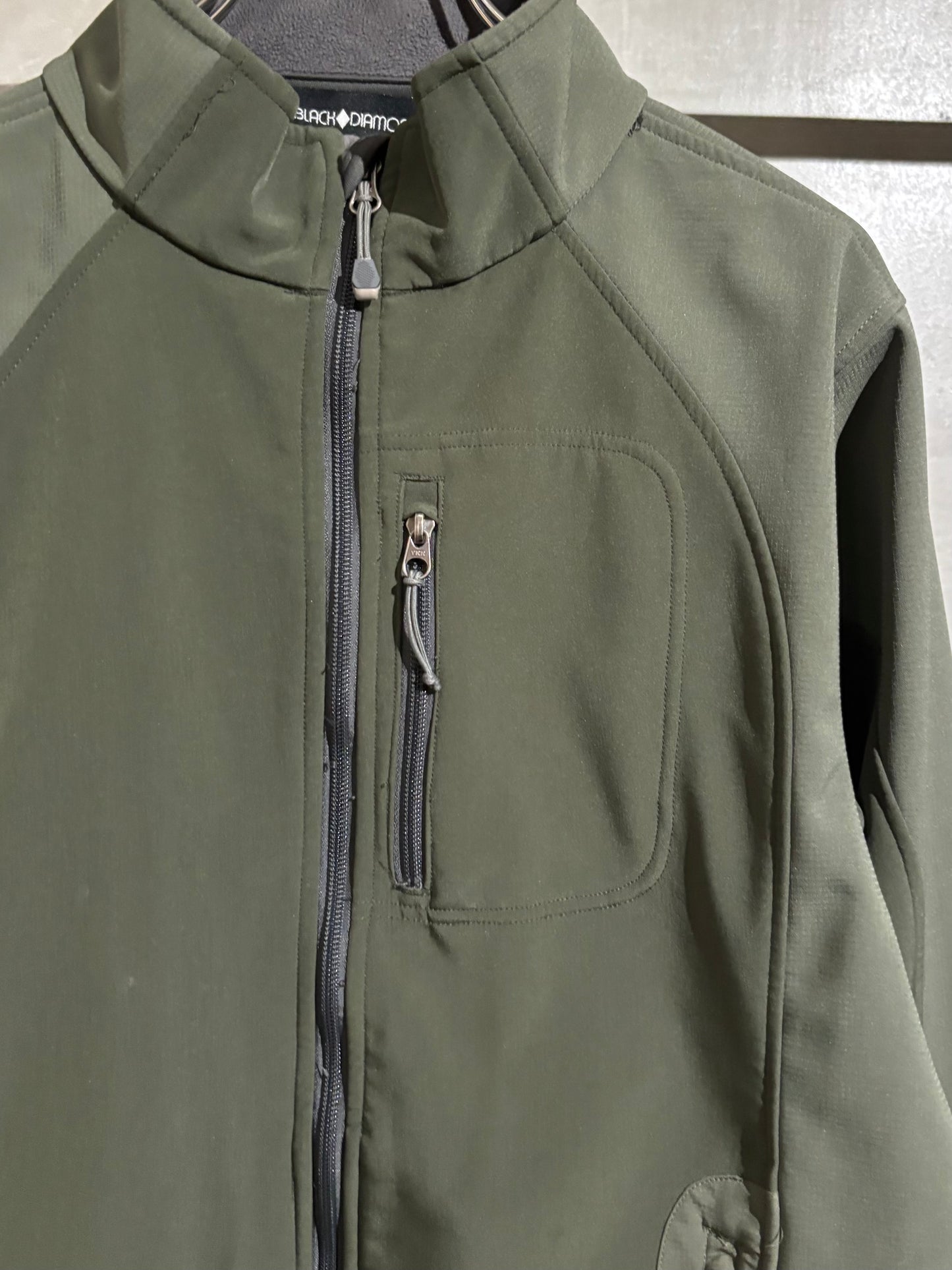 00's BLACK DIAMOND softshell jacket