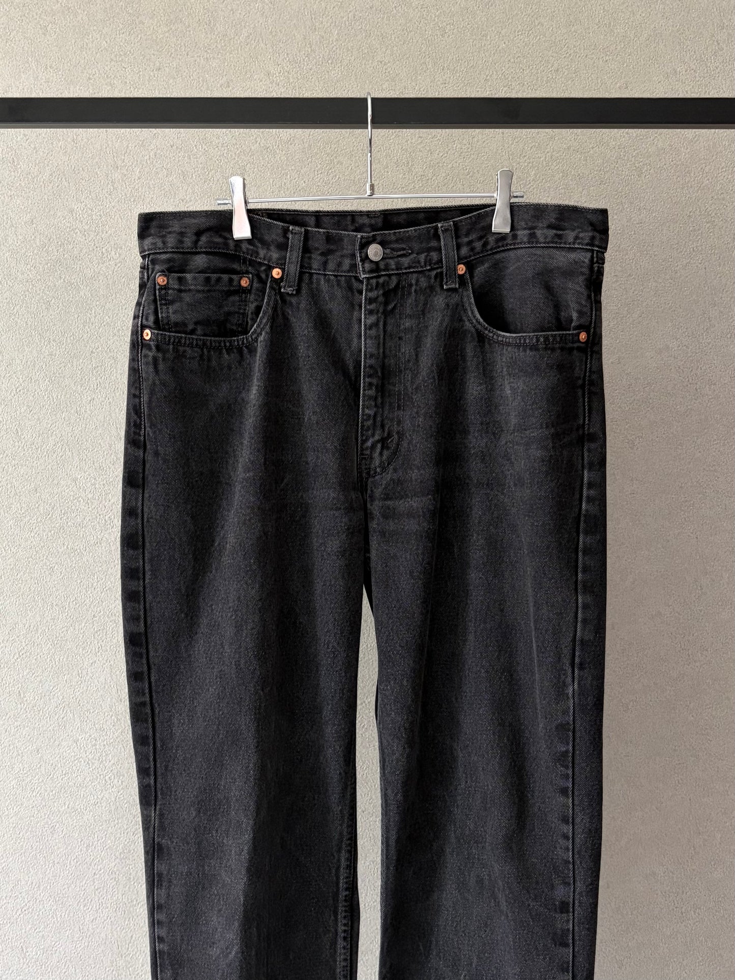 00's Levi's 550 denim pants
