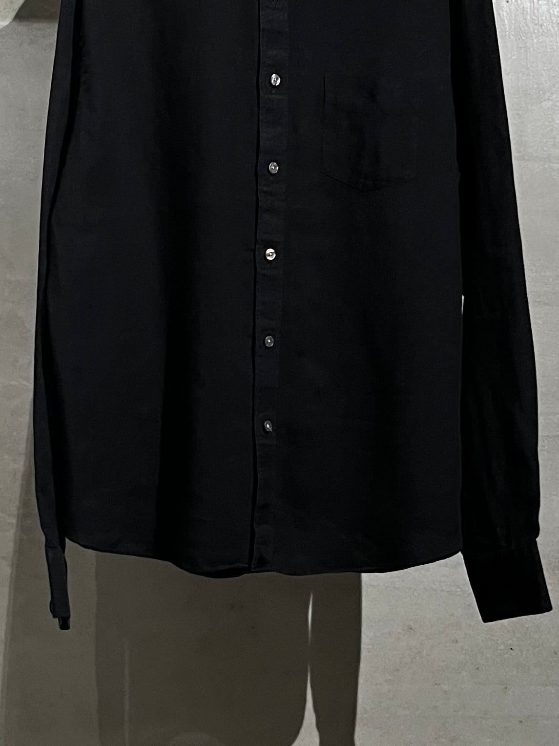00's UNTUCKit linen shirt