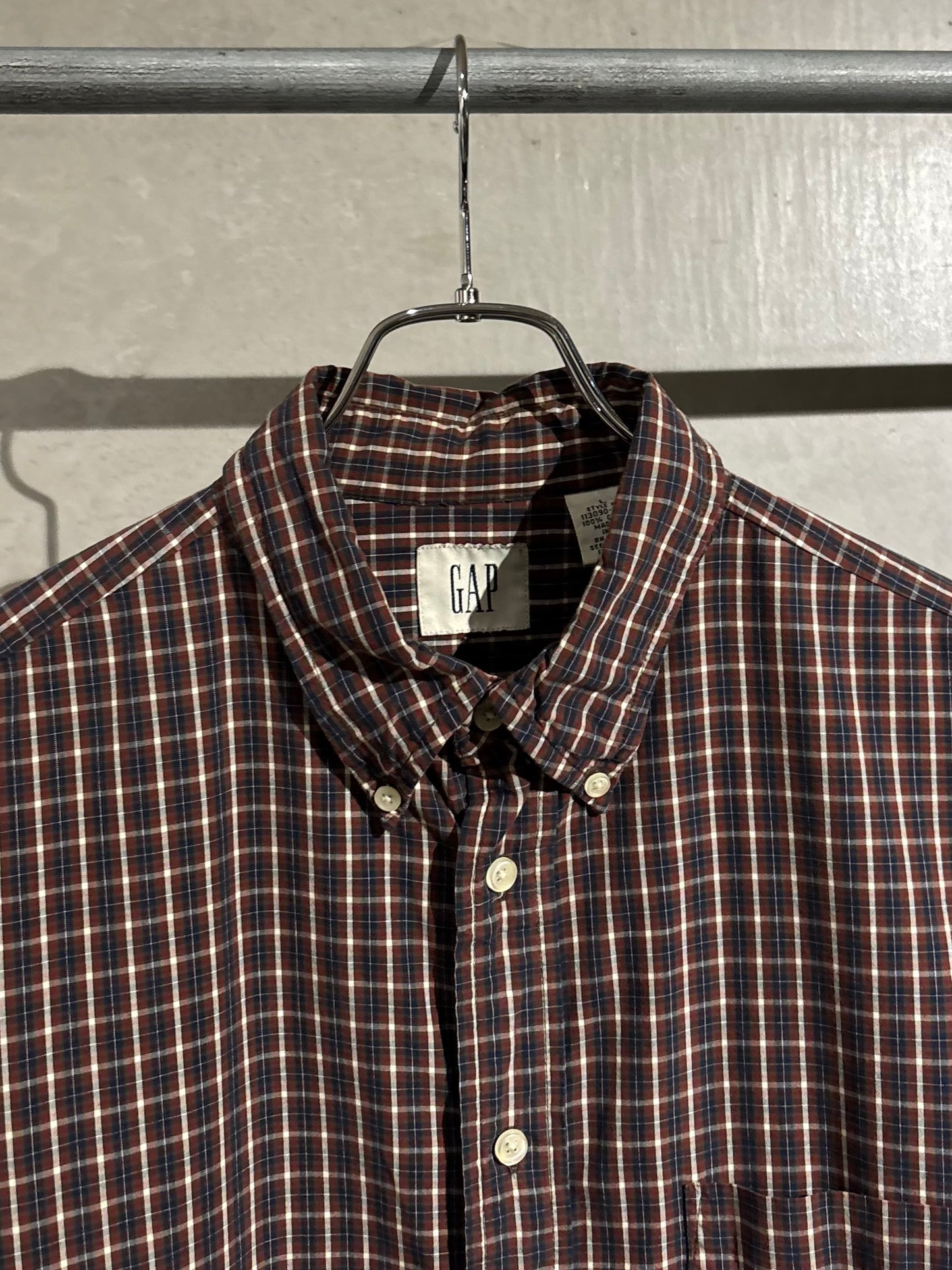 00's GAP BD shirt