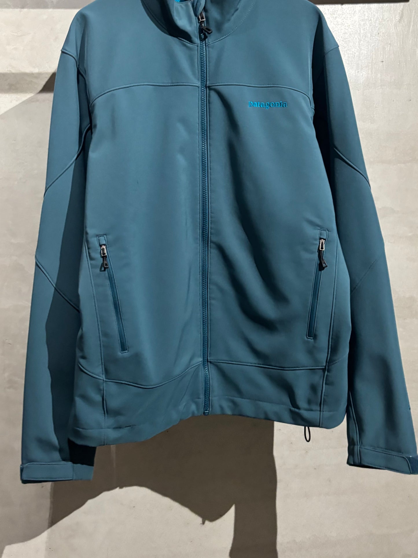 00's patagonia softshell jacket