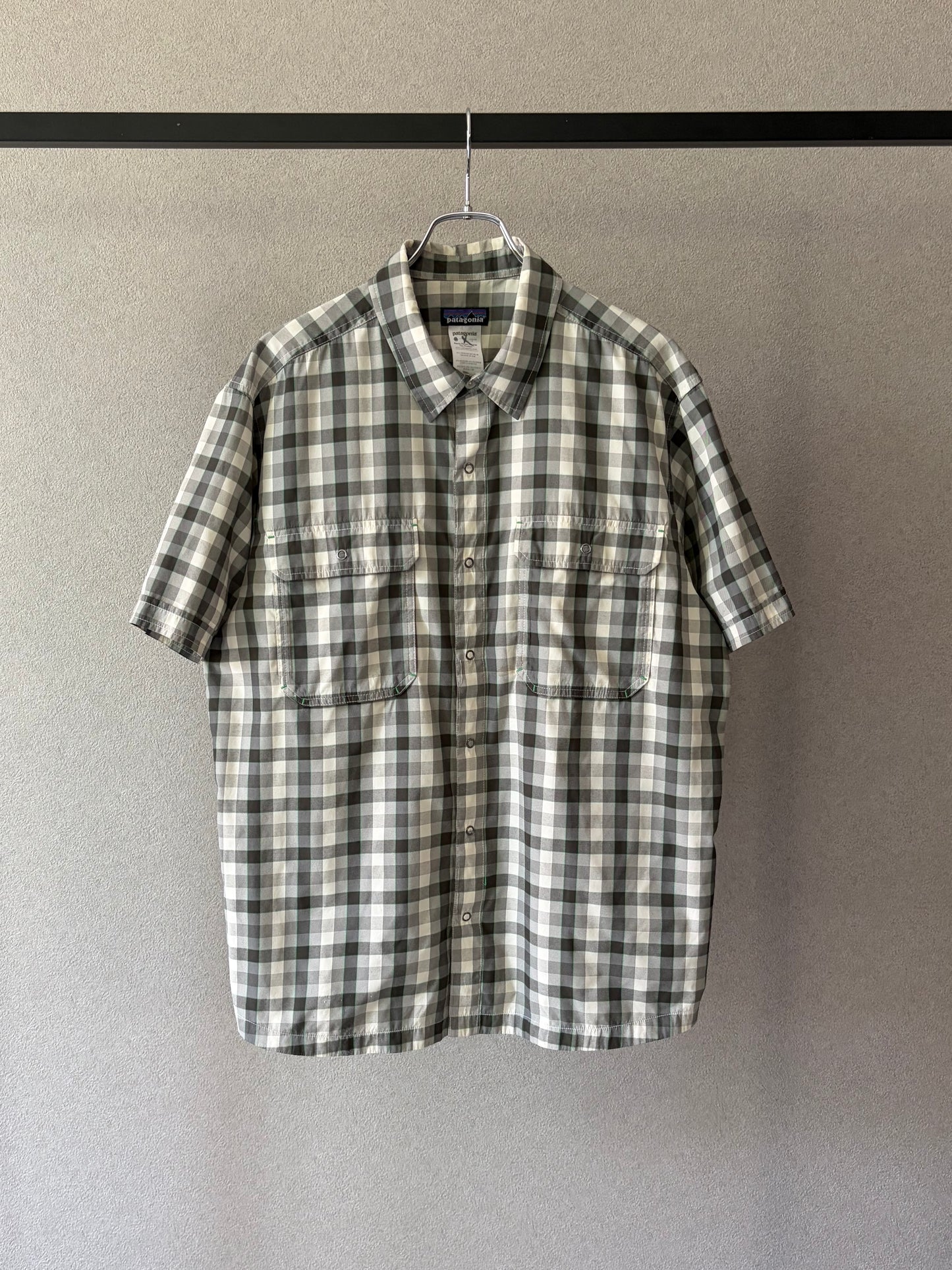 00's patagonia S/S nylon shirt