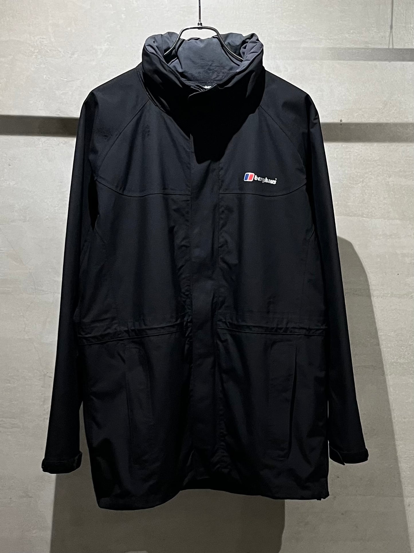 00's Berghaus nylon jacket