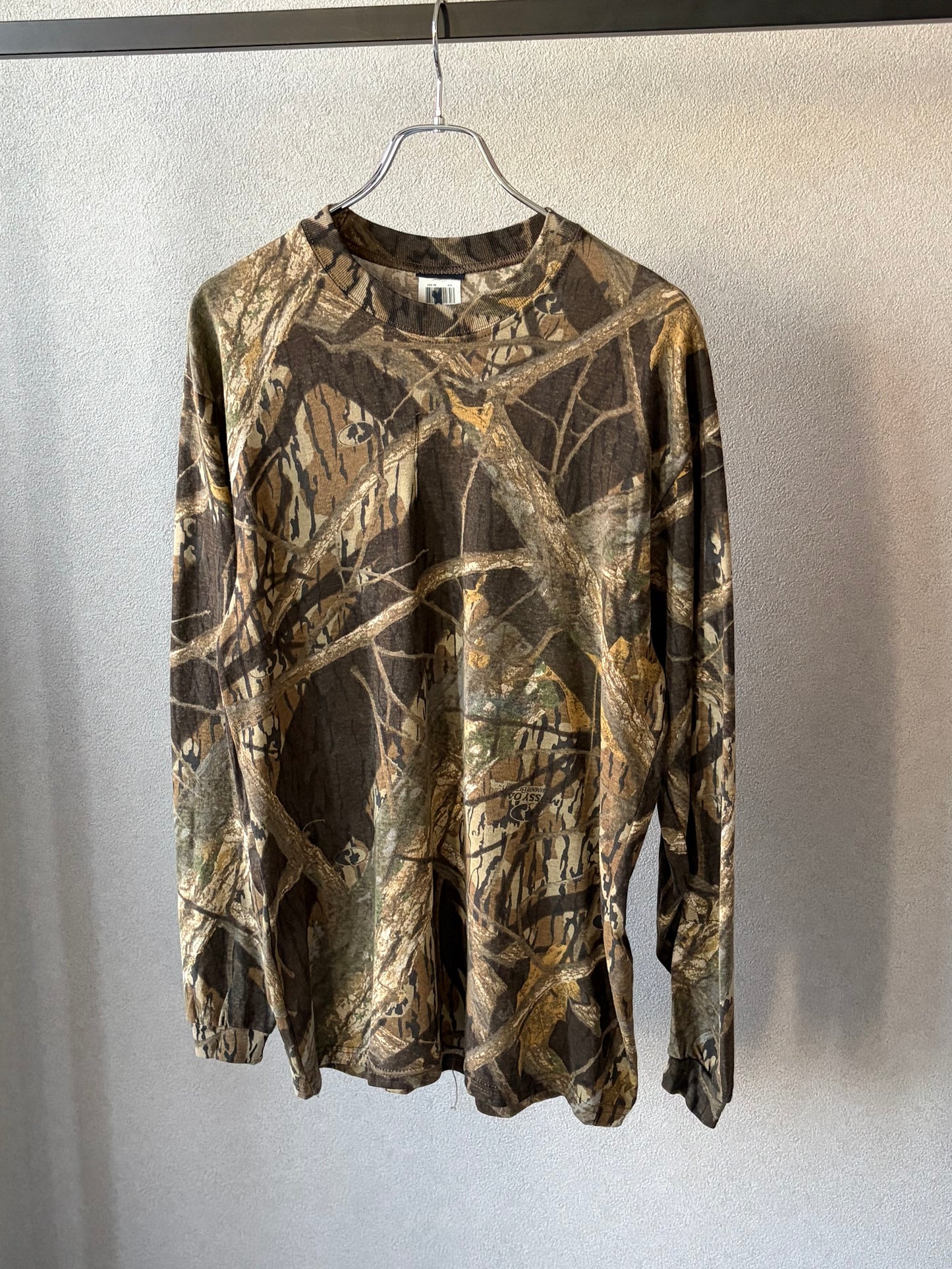 00's UNKNOWN realtree patterned L/S t-shirt "DEAD STOCK"