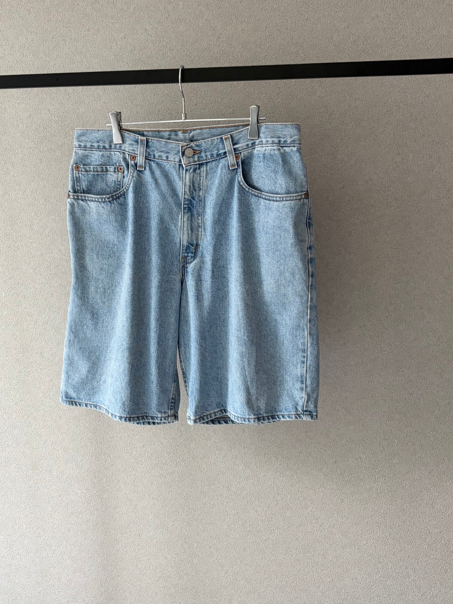 90's Levi' 560 denim shorts "Made in USA"