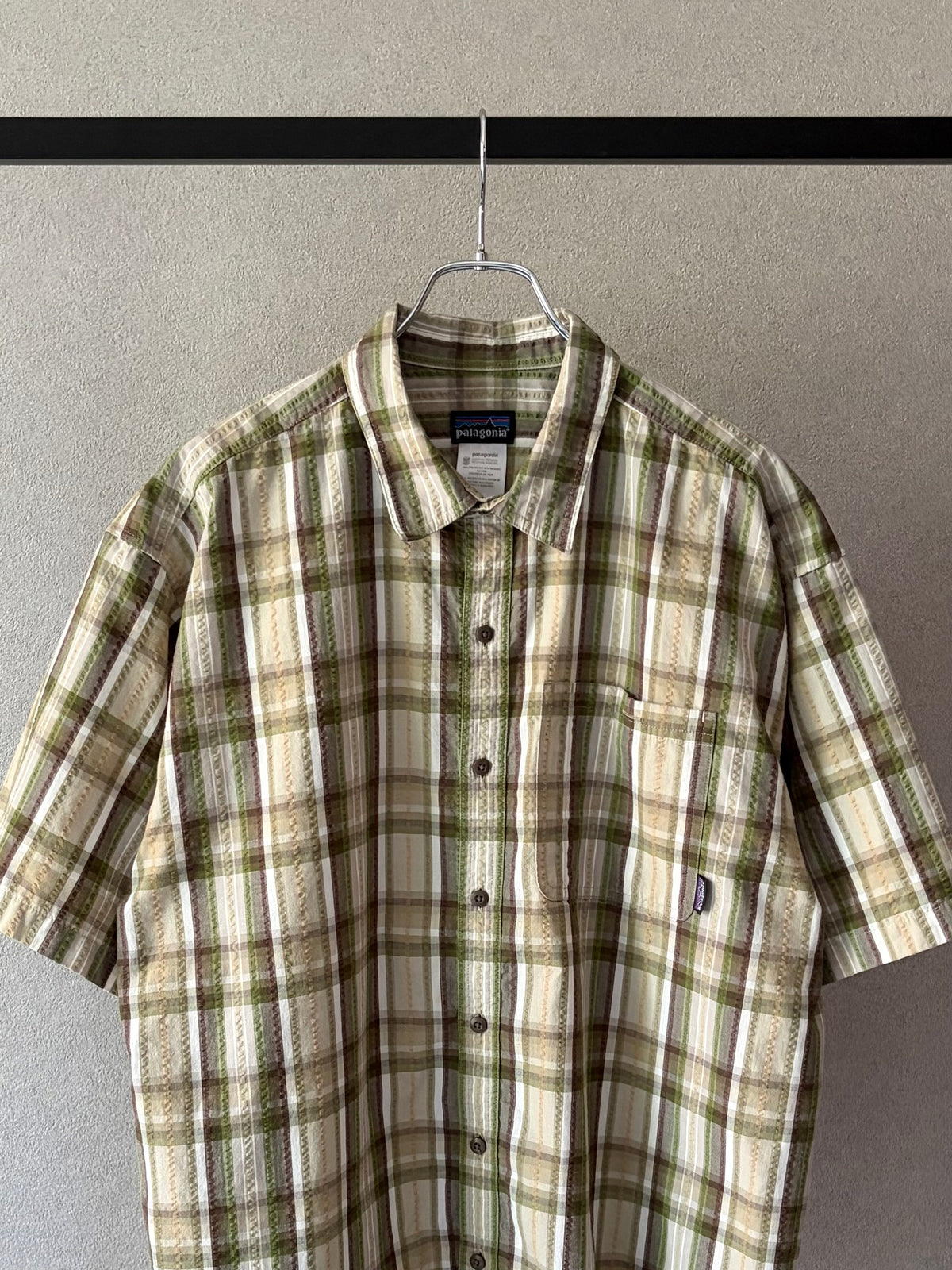 00's patagonia S/S seersucker shirt