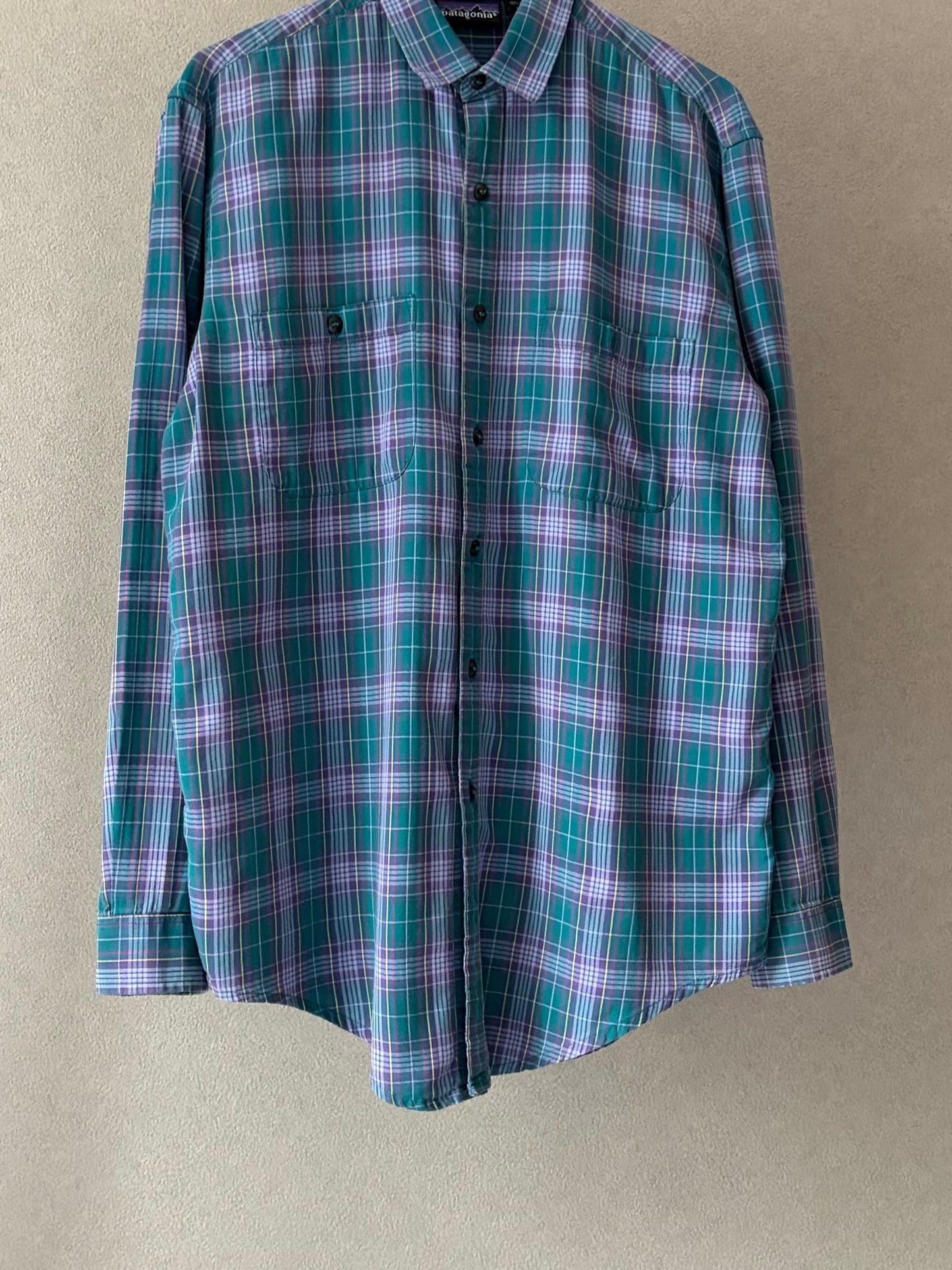 90's patagonia shirt "Made in PORTUGAL"