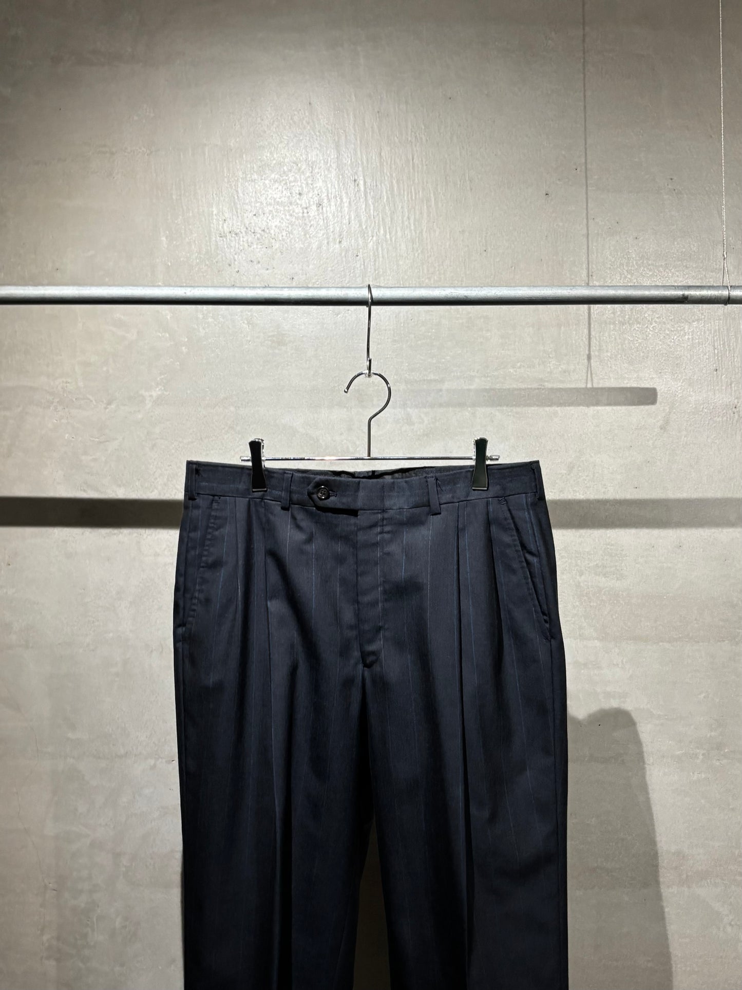 90's Burberrys' wool slacks