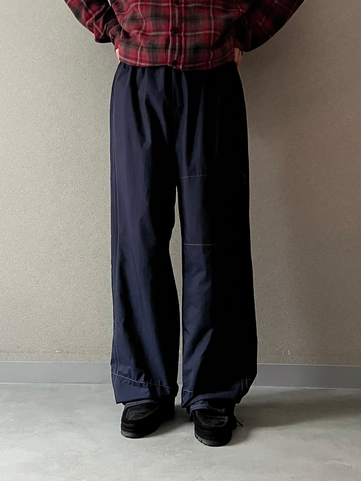 00's DKNY nylon pants “DEAD STOCK”