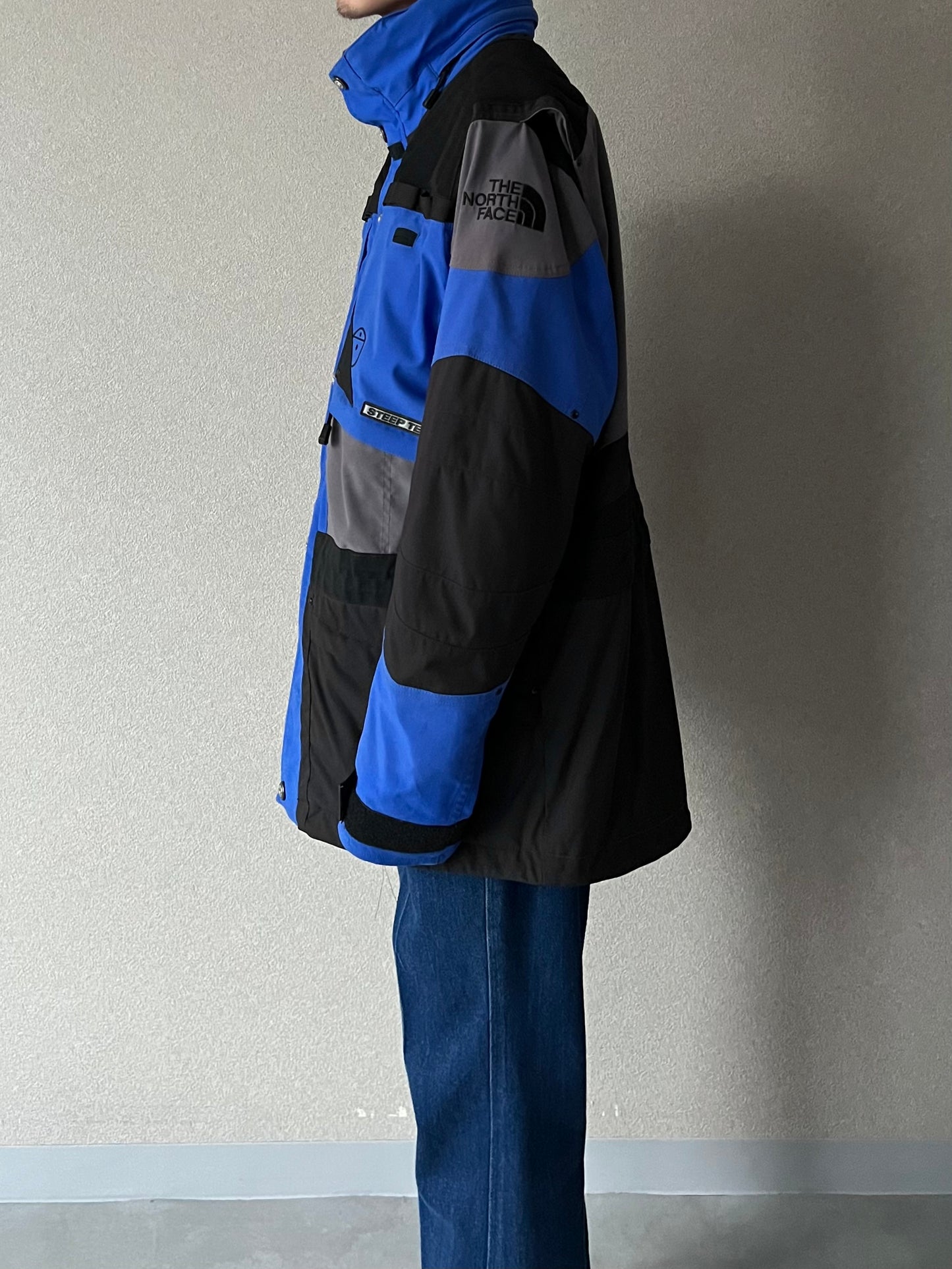 90's THE NORTH FACE nylon jacket "STEEP TECH"