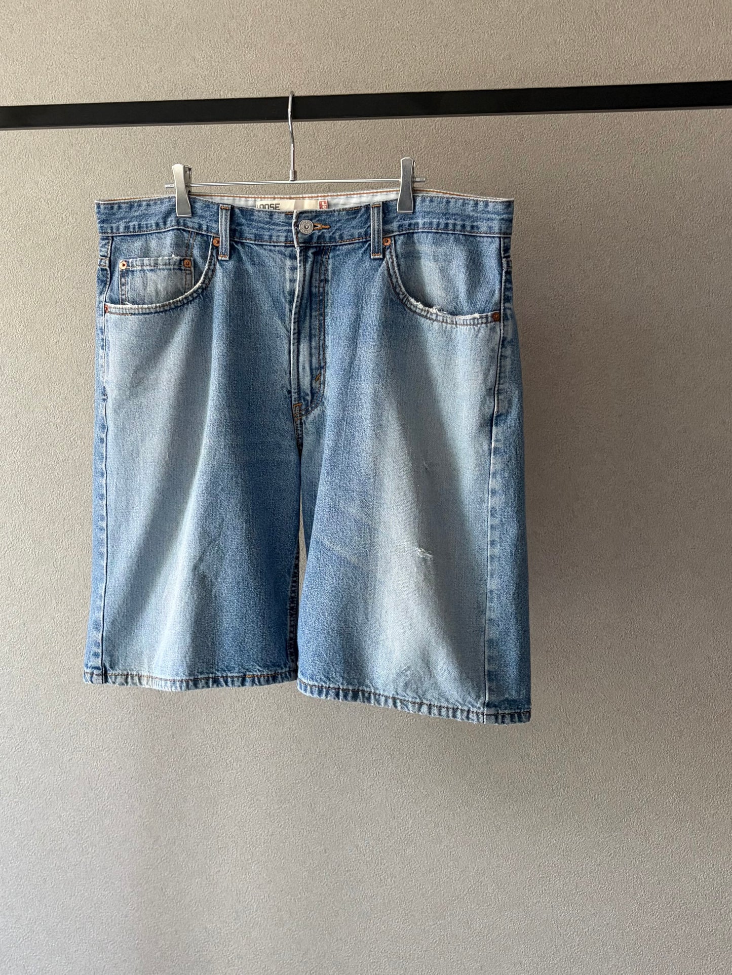 00's Levi's 569 denim shorts