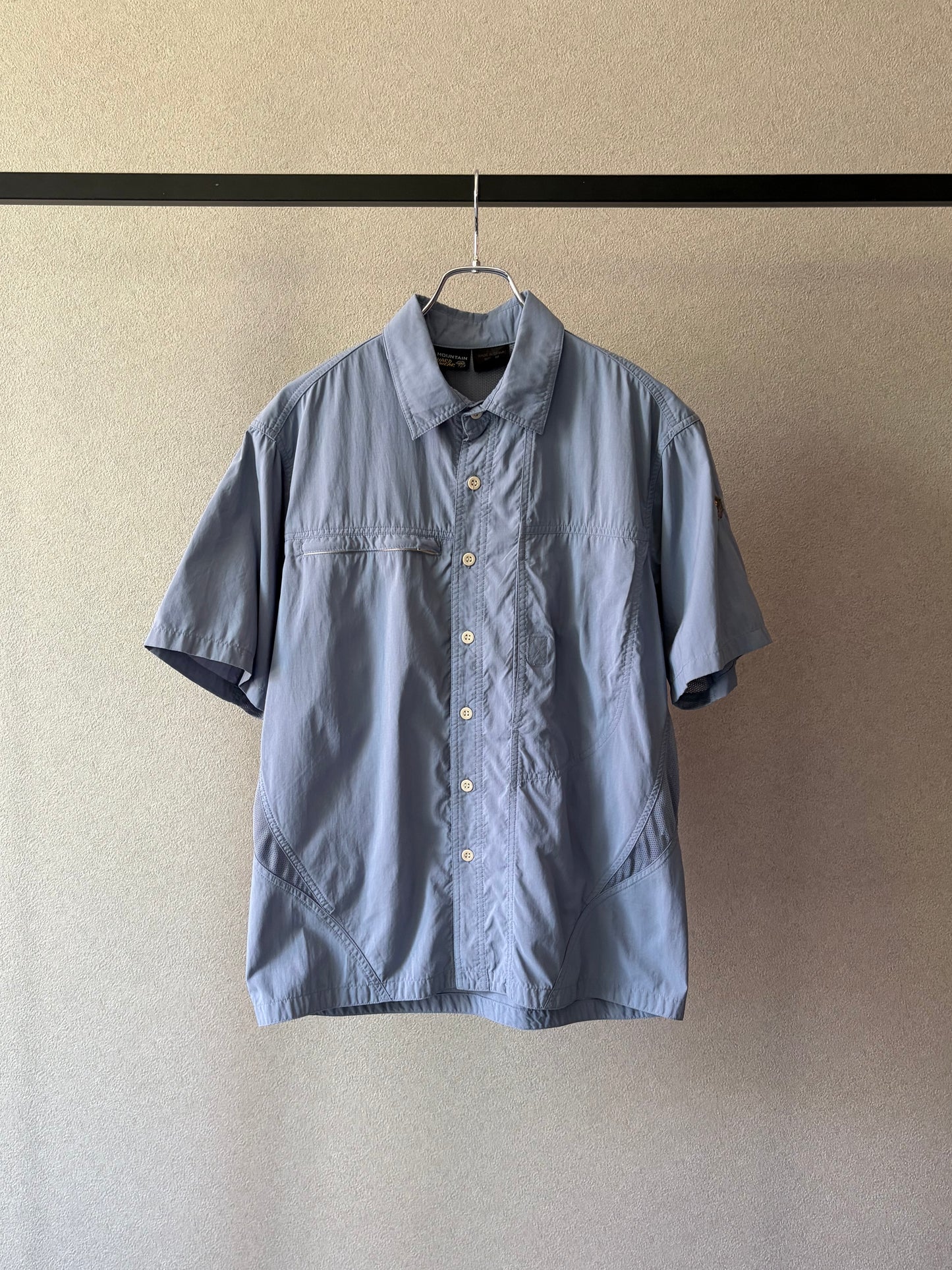 00's MOUNTAIN HARDWARE S/S nylon shirt