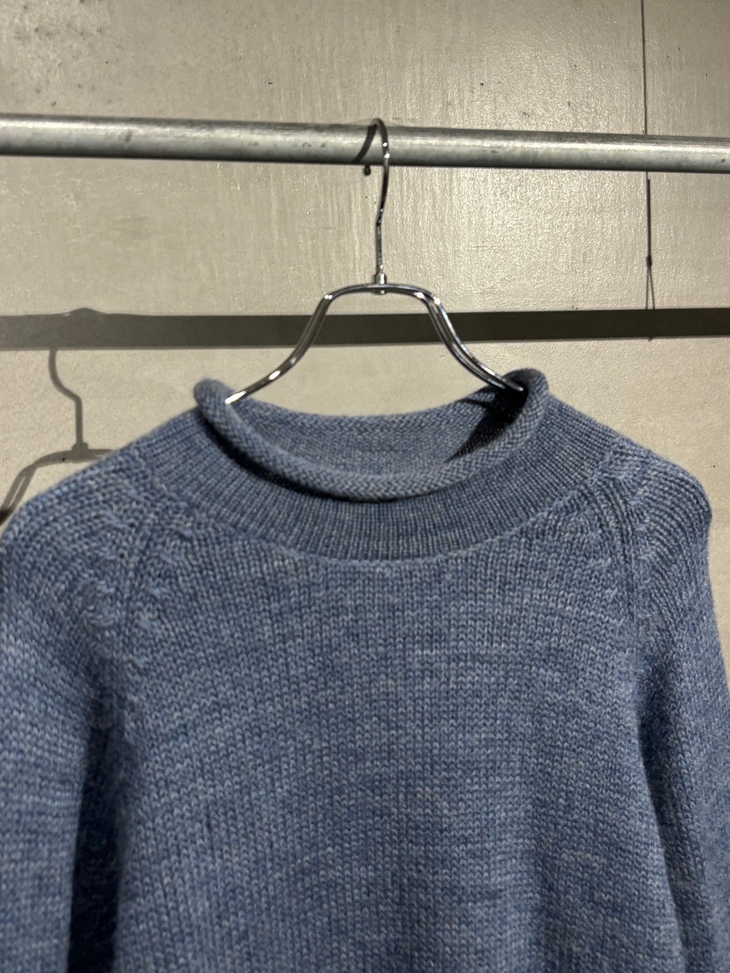 00's GAP roll neck knit sweater