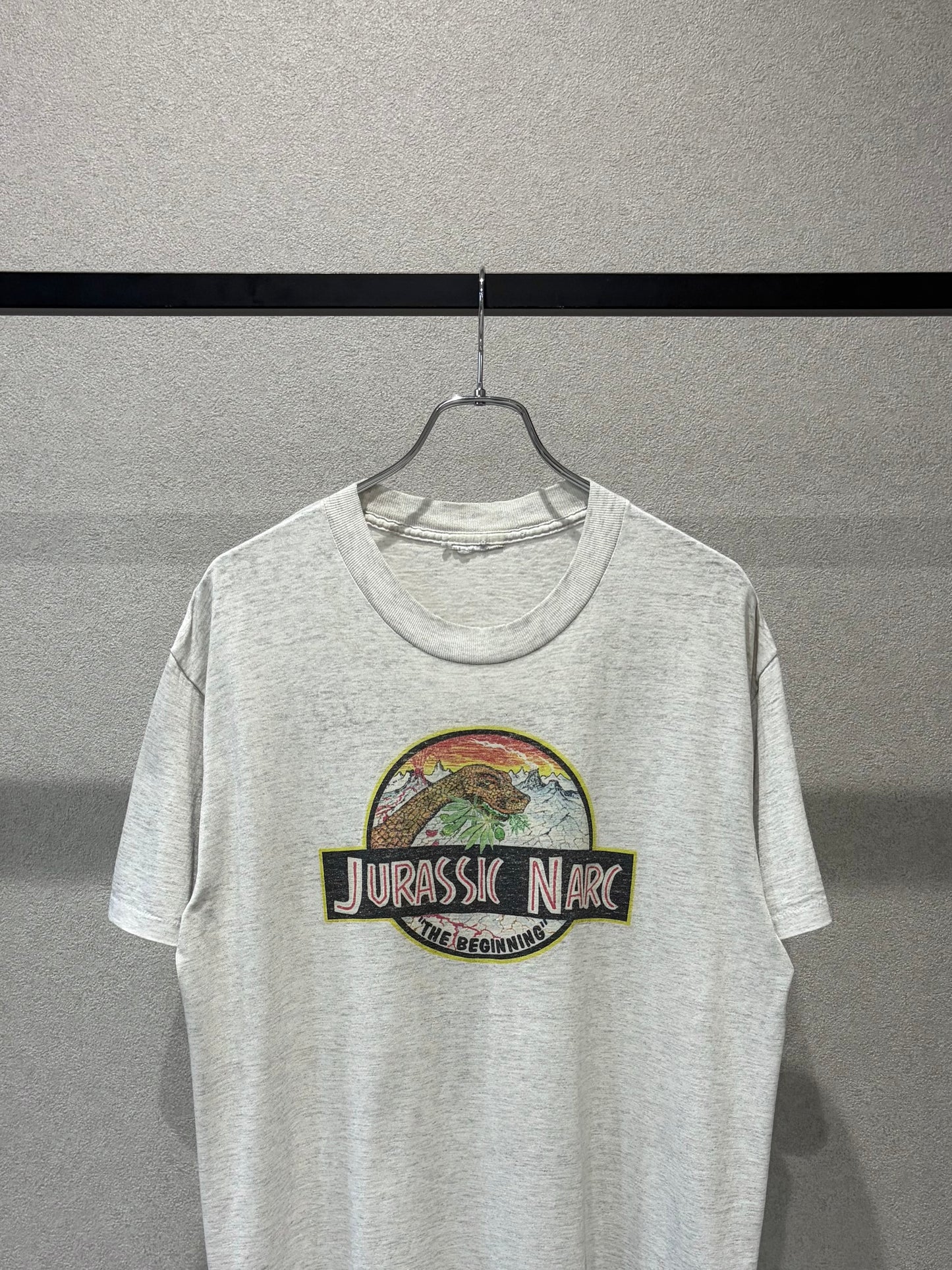 90's JURASSIC NARC printed t-shirt