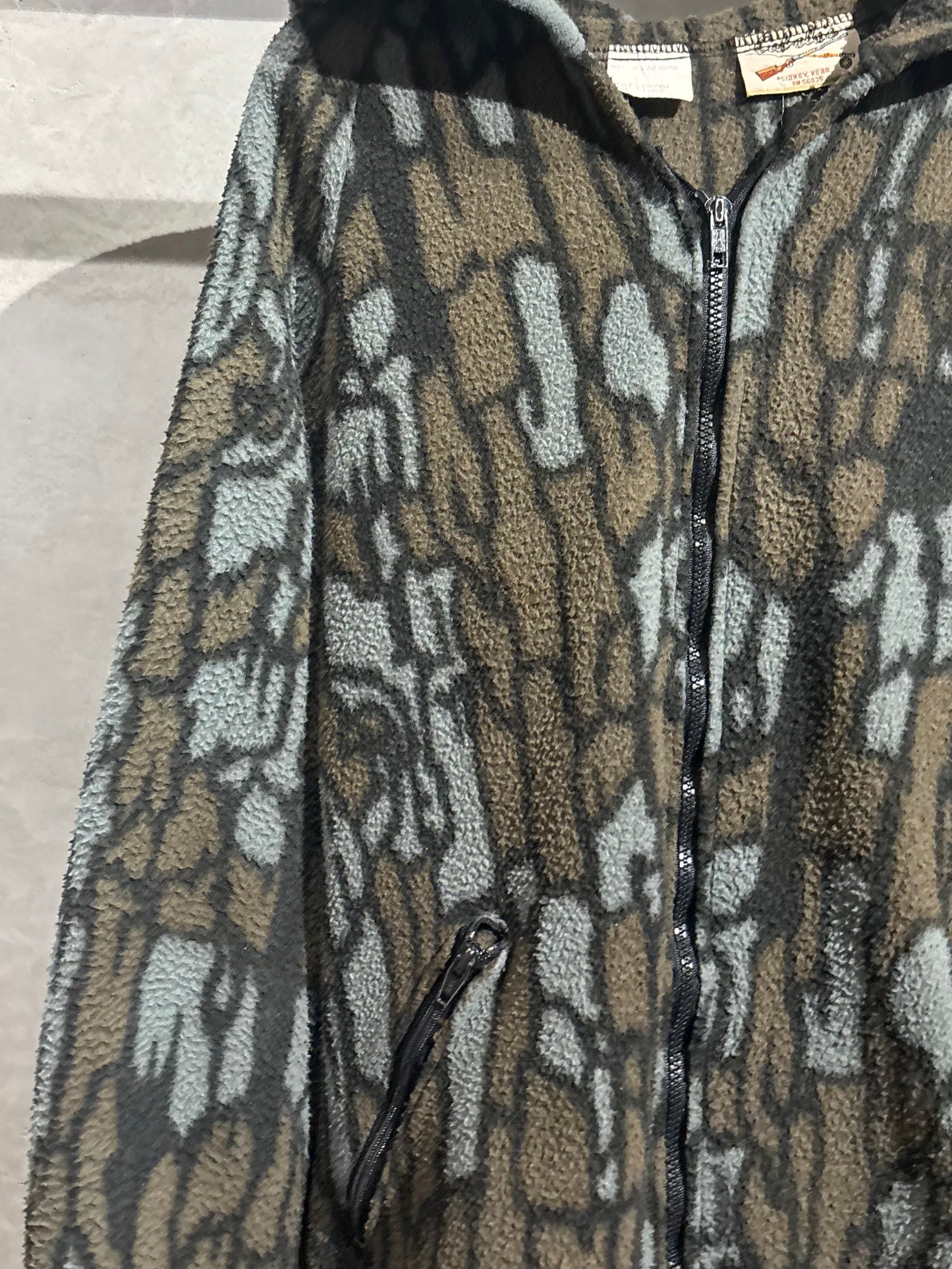80's Cabela's fleece jacket "Made in USA"