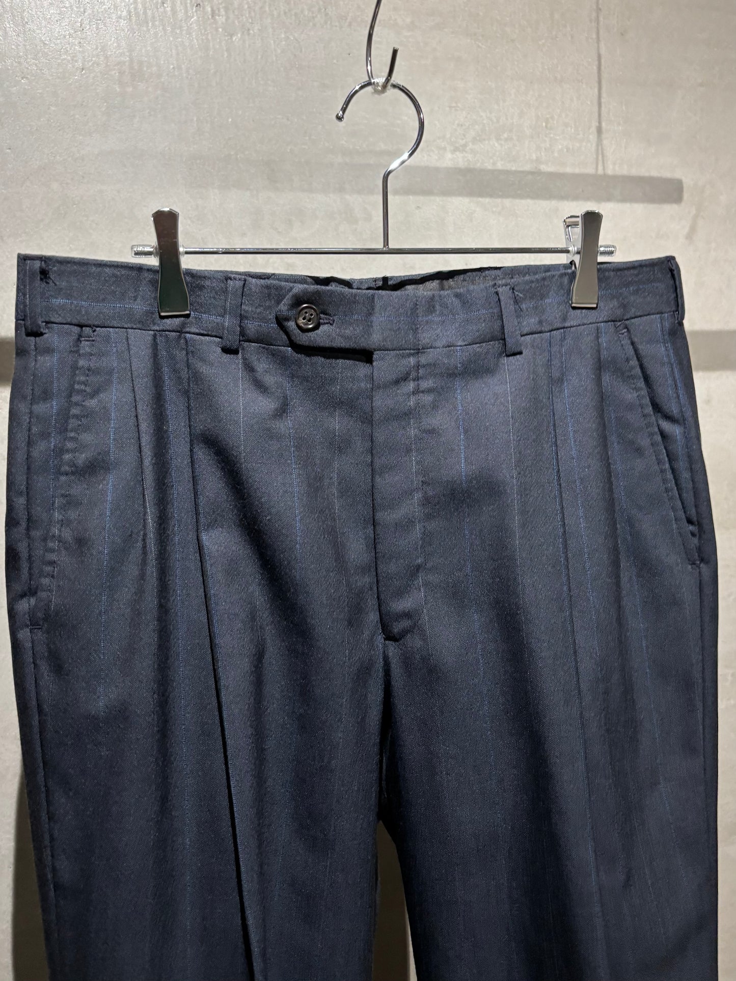 90's Burberrys' wool slacks