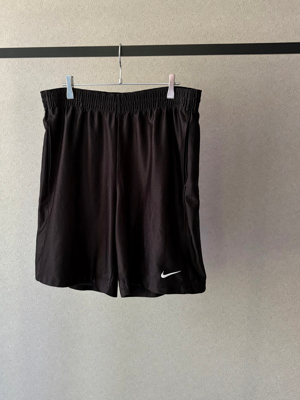 00's NIKE basketball shorts