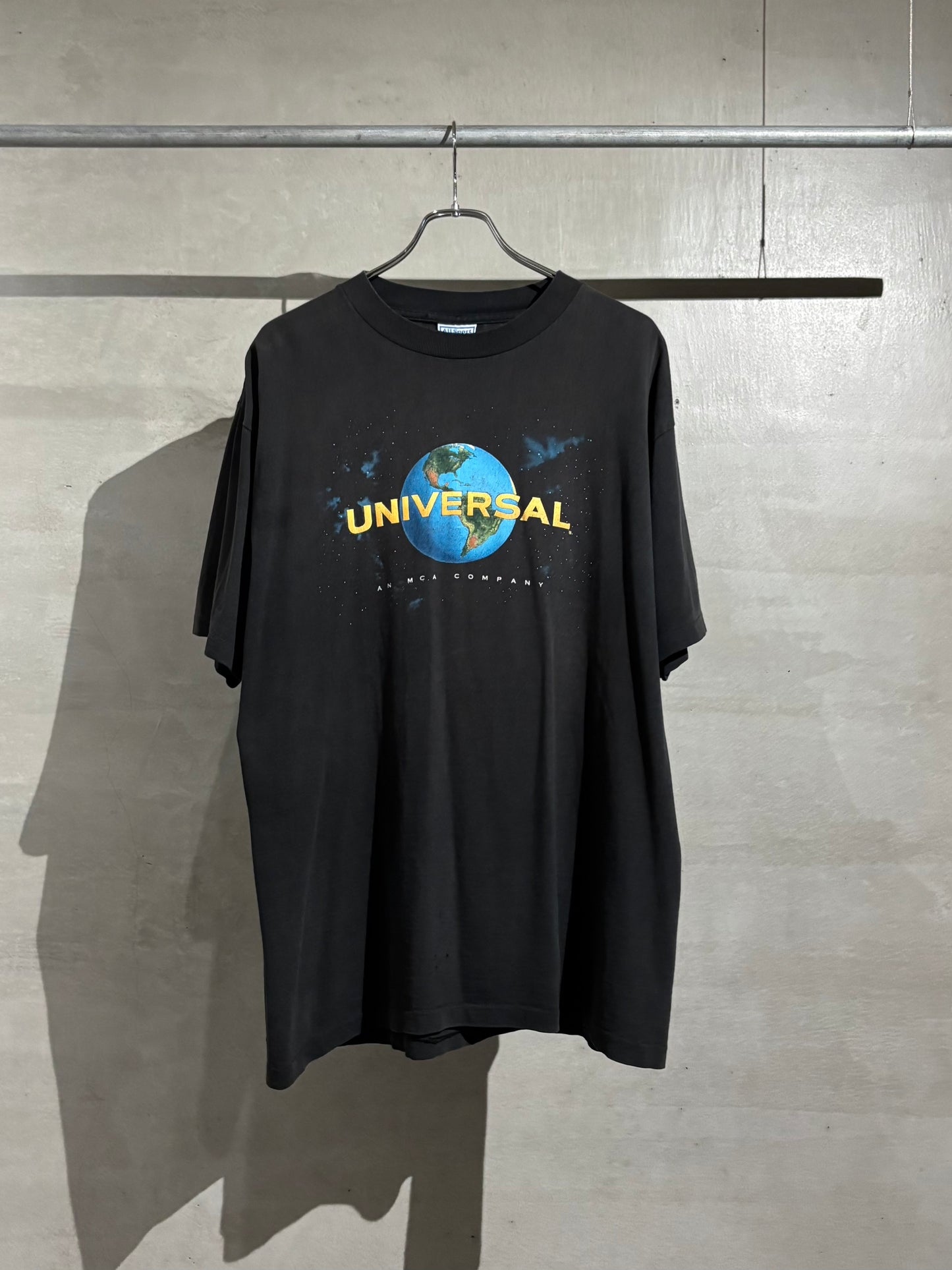 90's UNIVERSAL printed t-shirt “Made in USA”