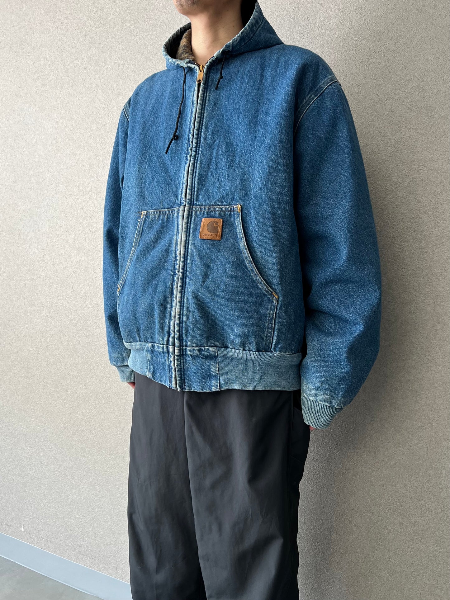 90's carhatt denim work jacket