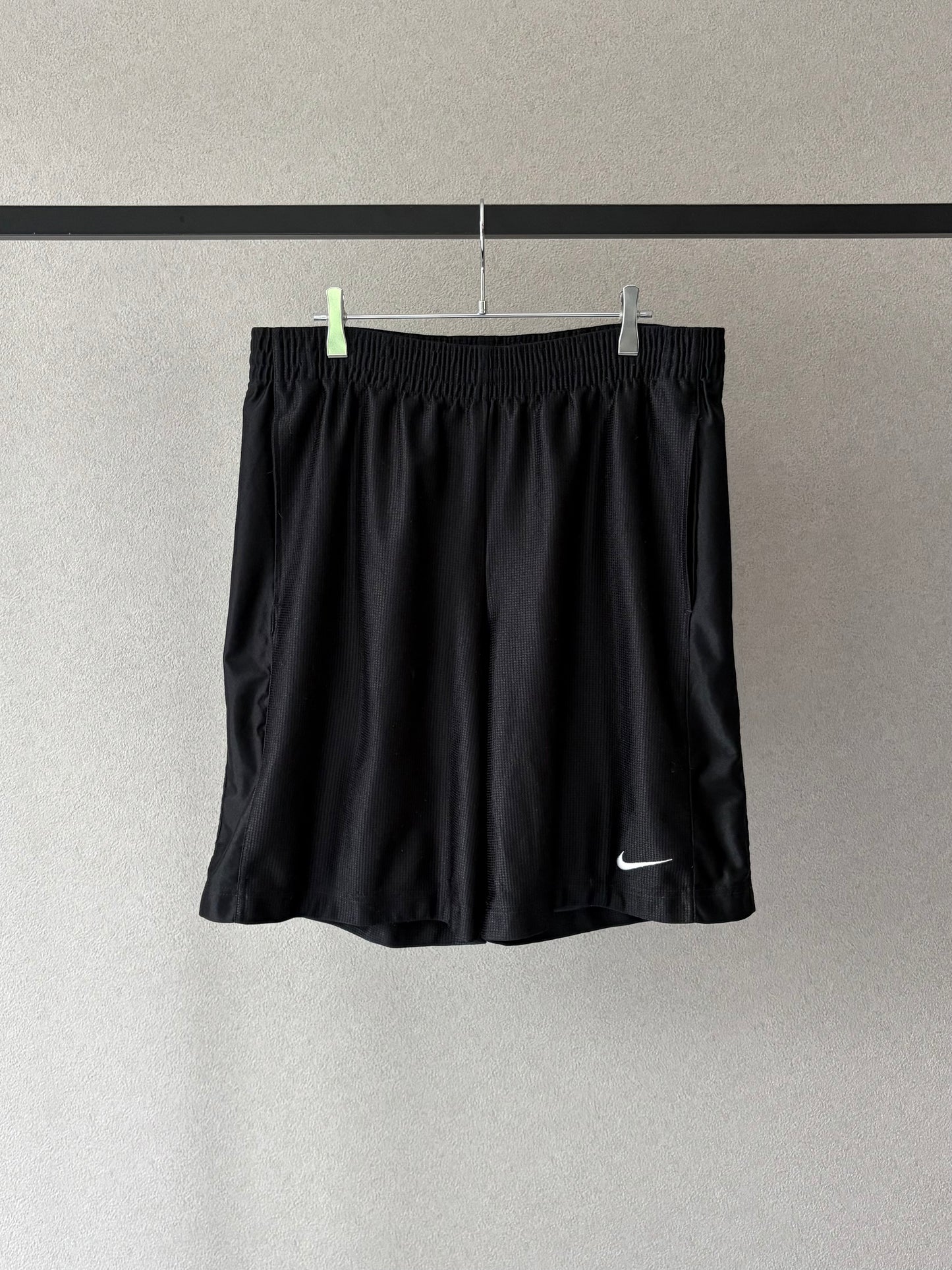 00's NIKE basketball shorts