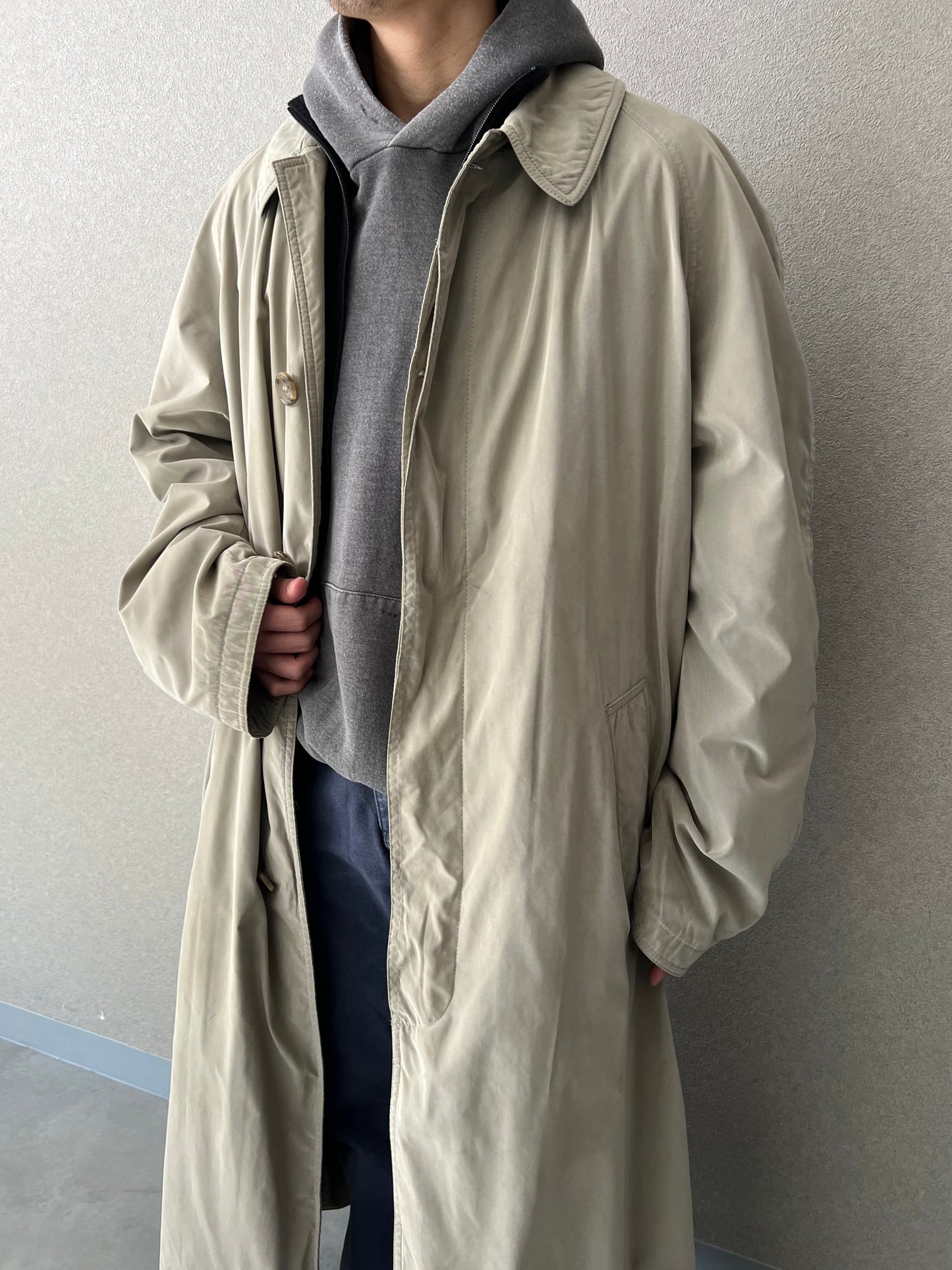 90's HUGO BOSS balmacaan coat