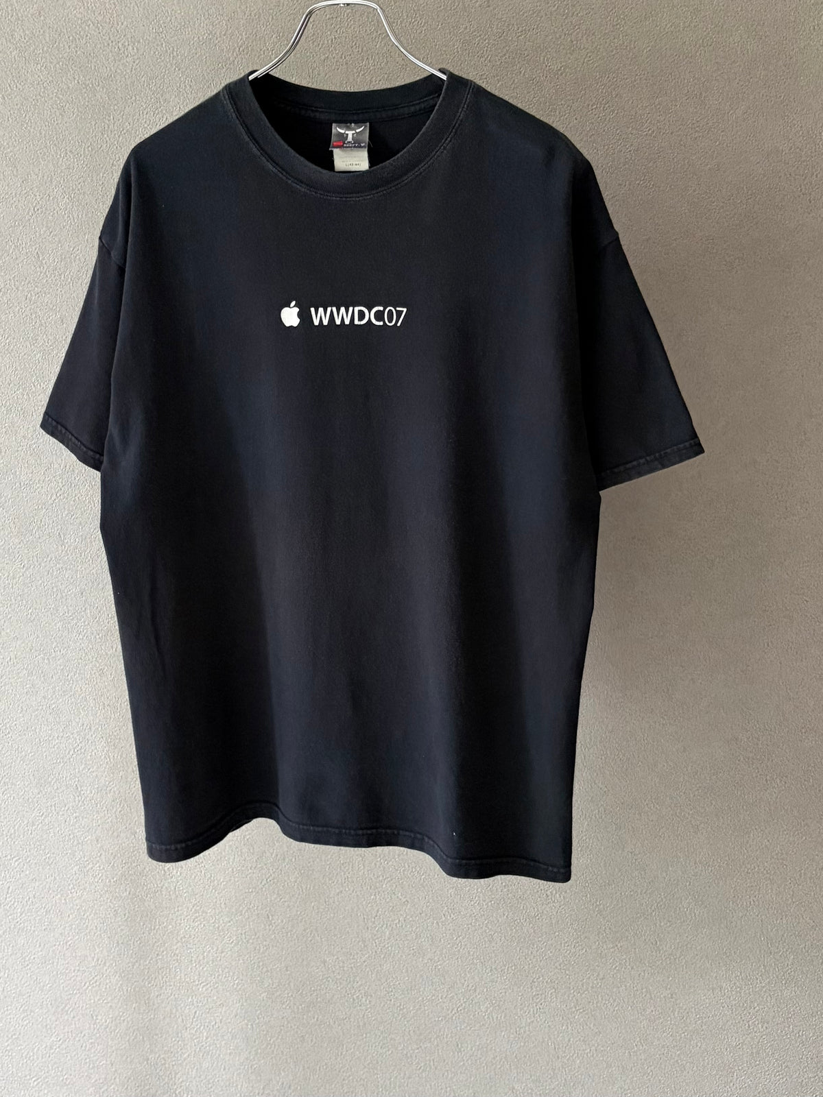 00's Apple printed t-shirt