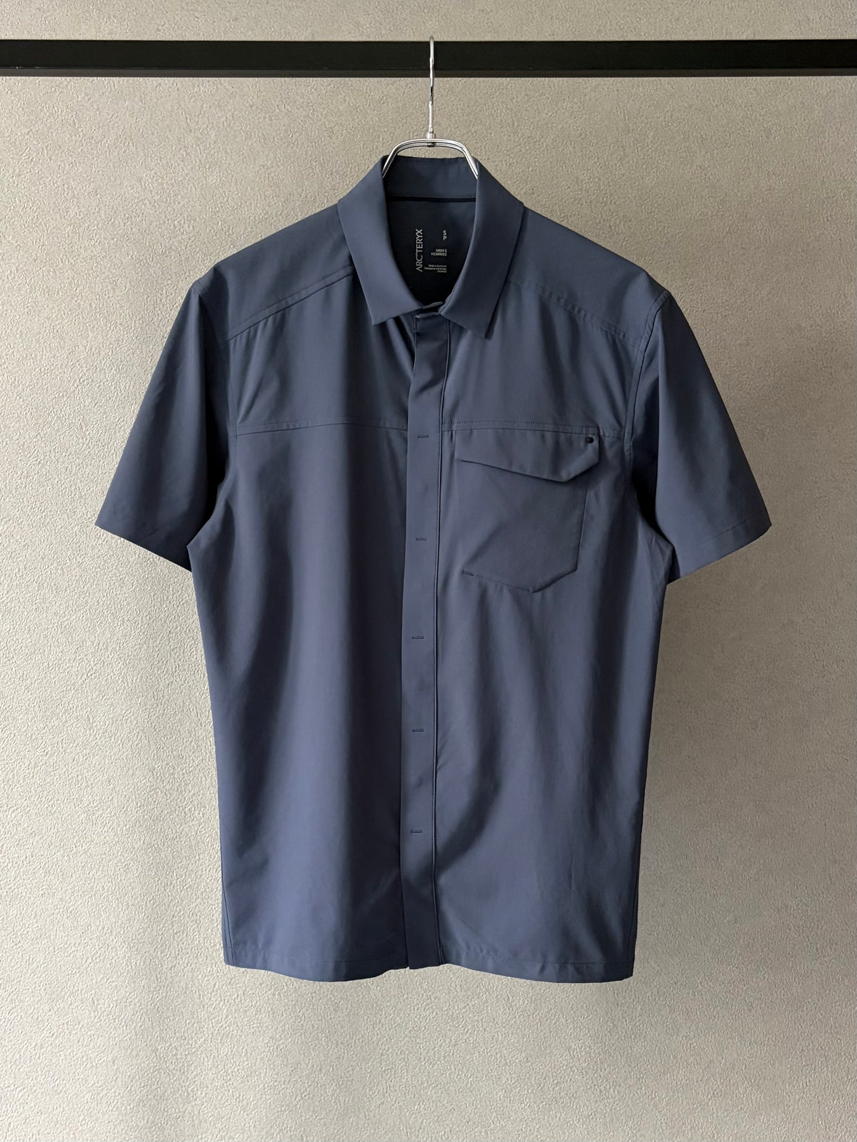 00's ARC'TERYX S/S shirt