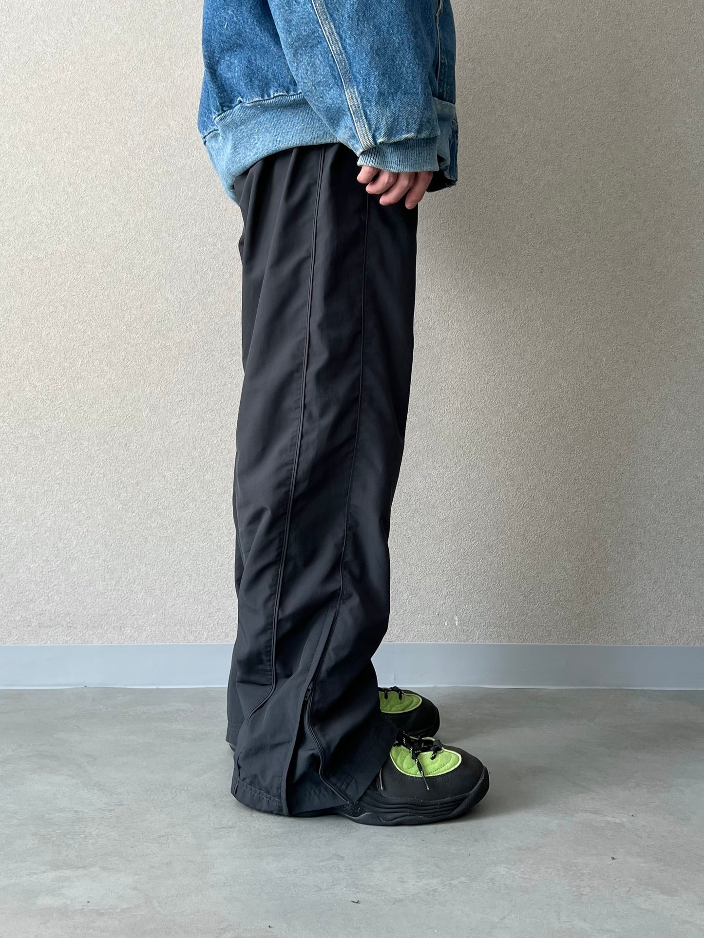 00's NIKE nylon pants