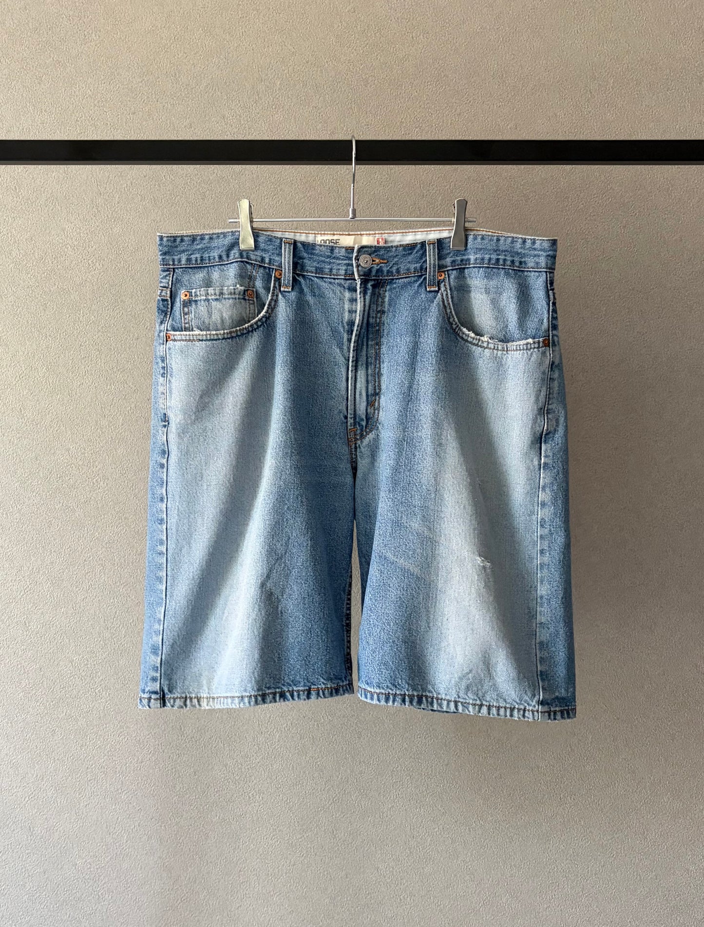 00's Levi's 569 denim shorts