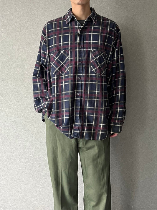 90's SAUGATUCK printed flannel shirt