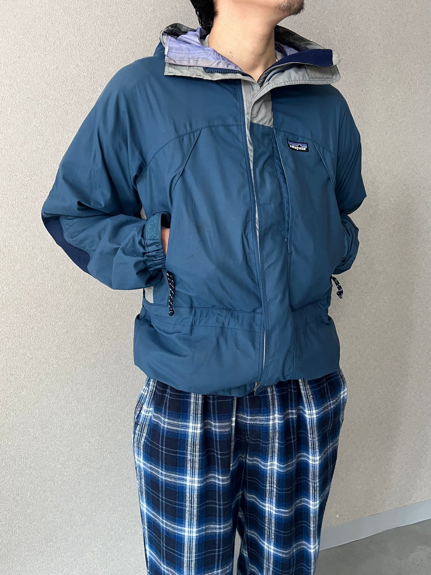 00's patagonia nylon jacket