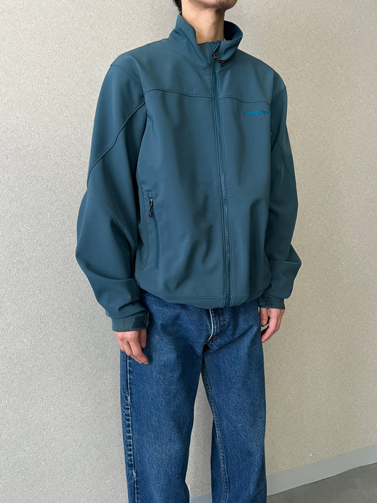 00's patagonia softshell jacket