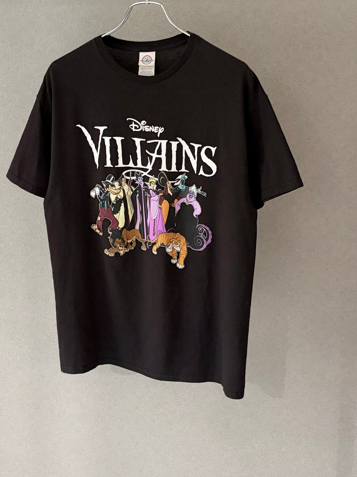 00's Disney VILLAINS t-shirt