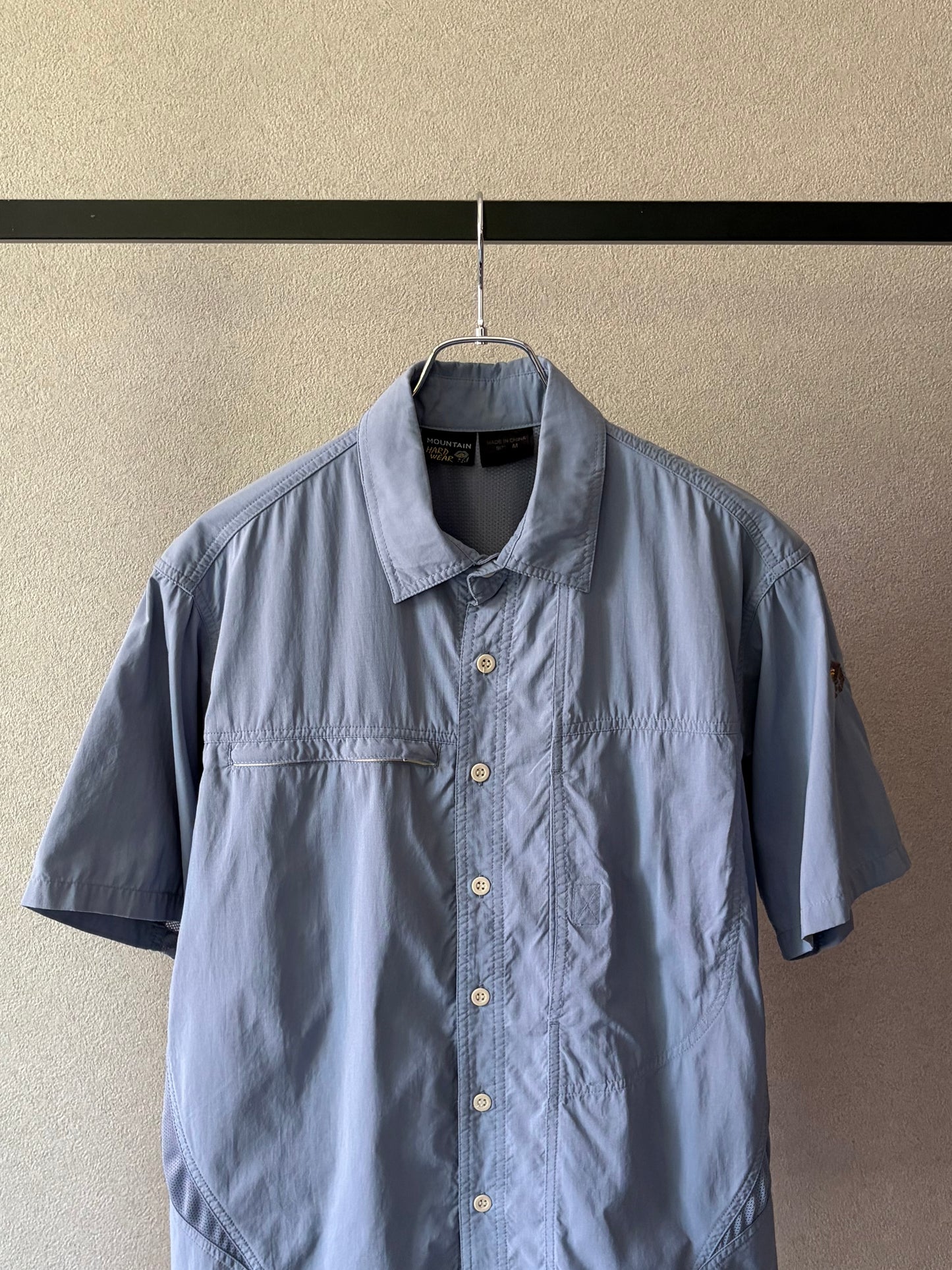 00's MOUNTAIN HARDWARE S/S nylon shirt