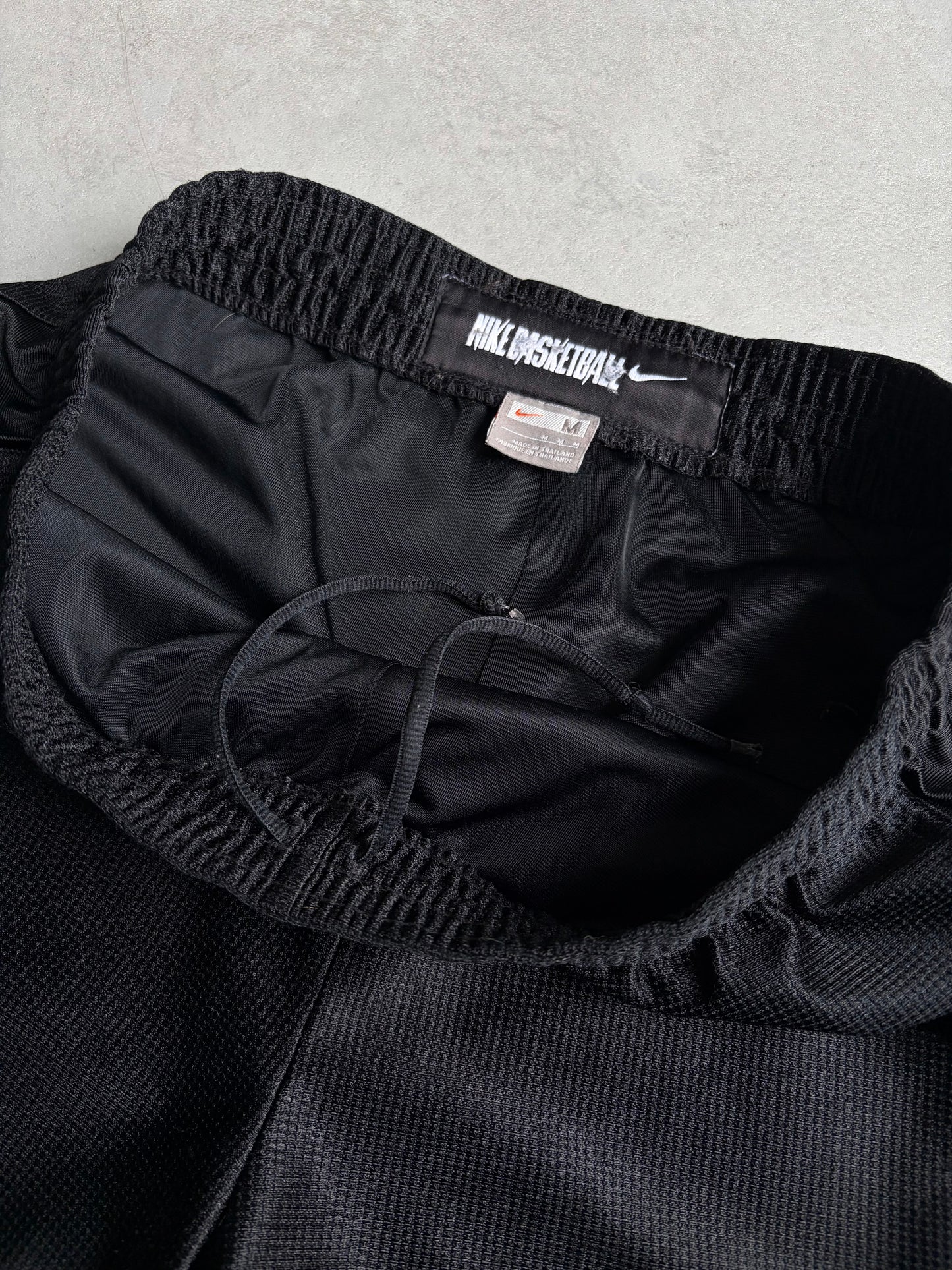00's NIKE basketball shorts
