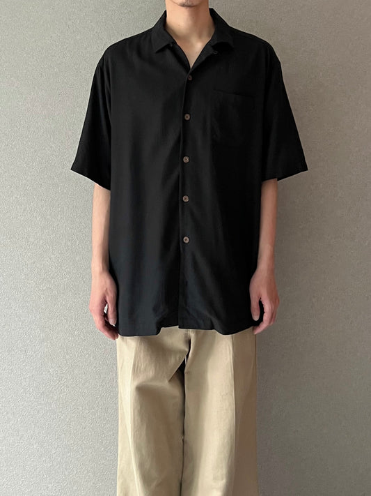 00's Tommy Bahama open collar silk shirt